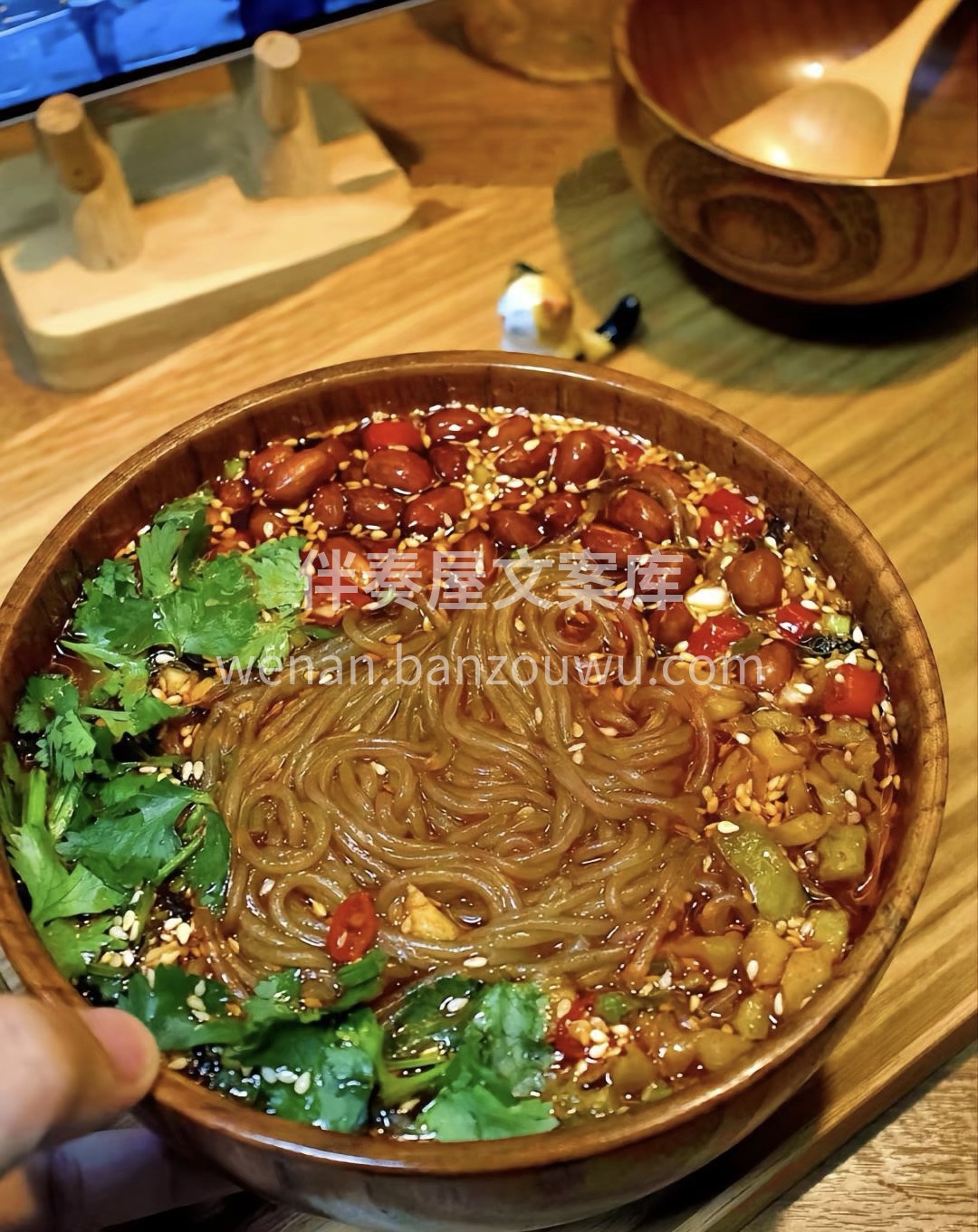 一口销魂酸辣粉，酸爽刺激真够味，每口都是 配图2