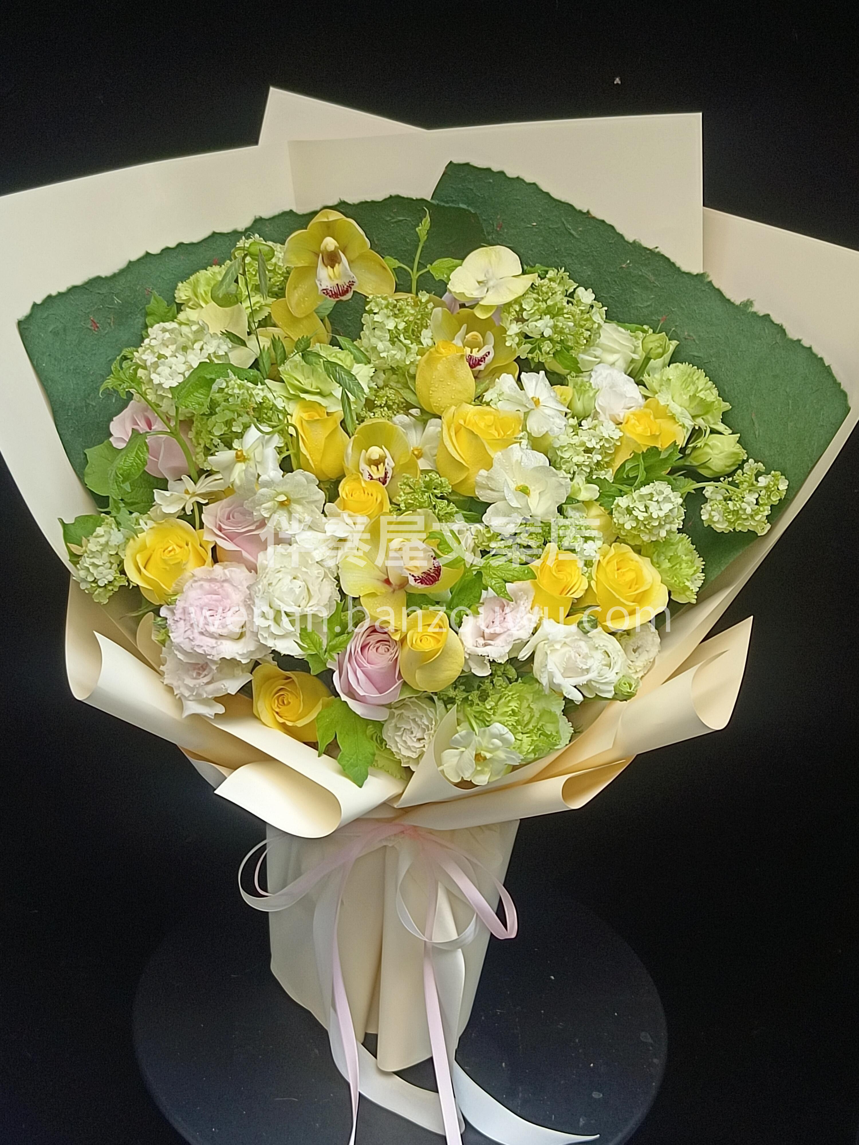 柠檬黄花束💐 它不仅仅是一束花 更是一种生活态度和情感的表达 配图3