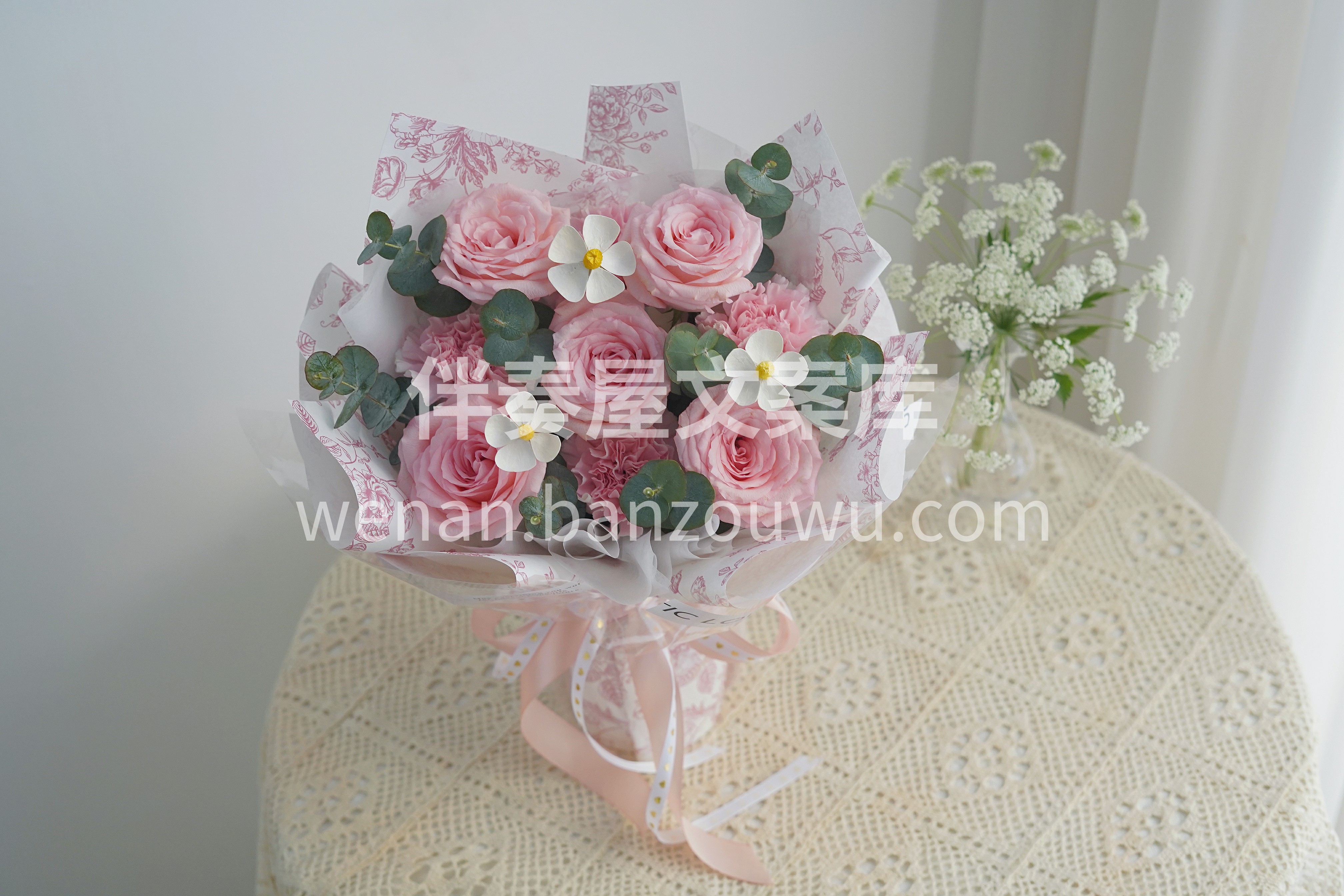 #粉色系母亲节小花束🌷 🍃一生的温柔浪漫 要给妈妈一份🎐 配图1