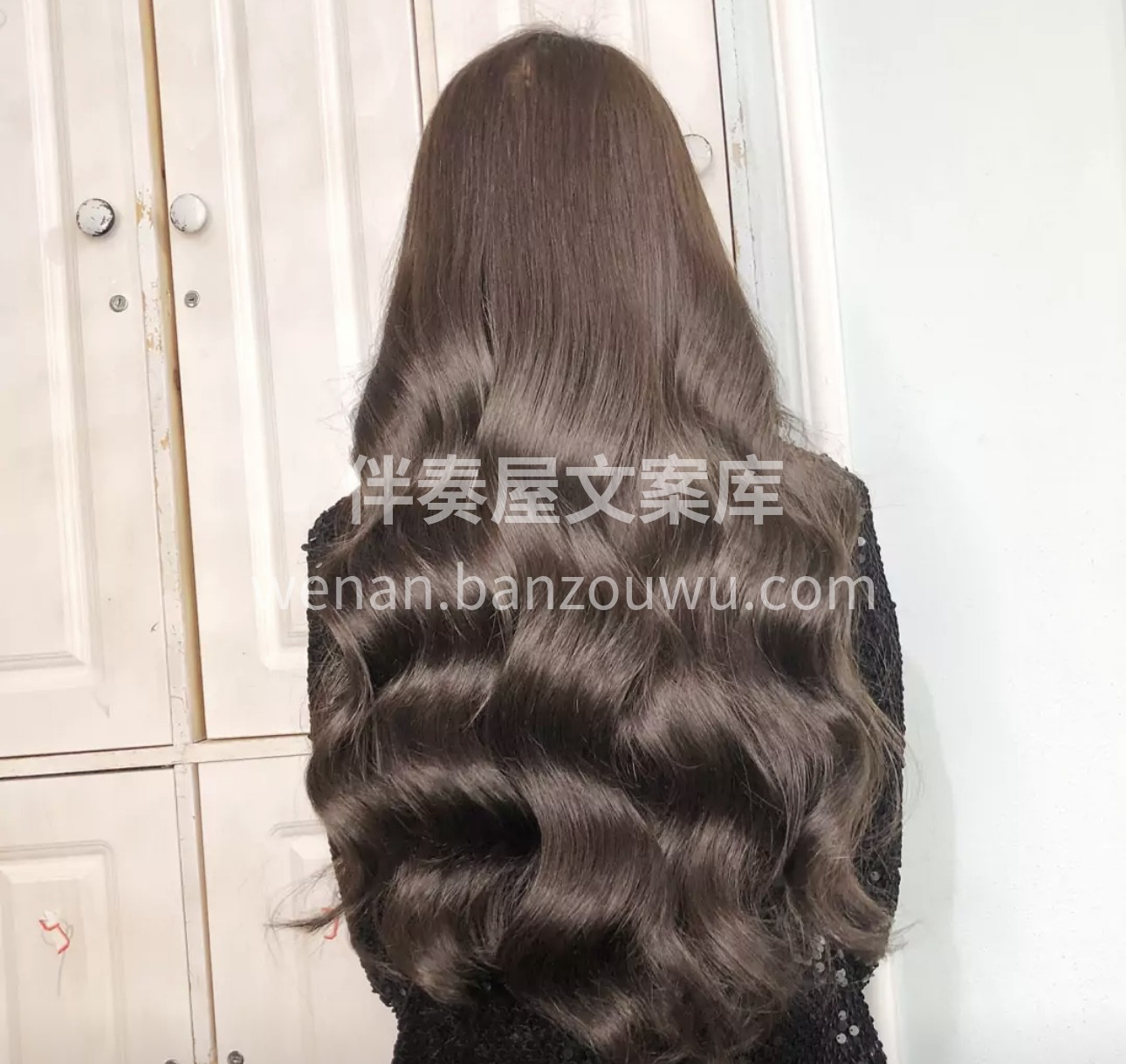 在店营业中 找我染头的你低头是迷人的小可 配图2