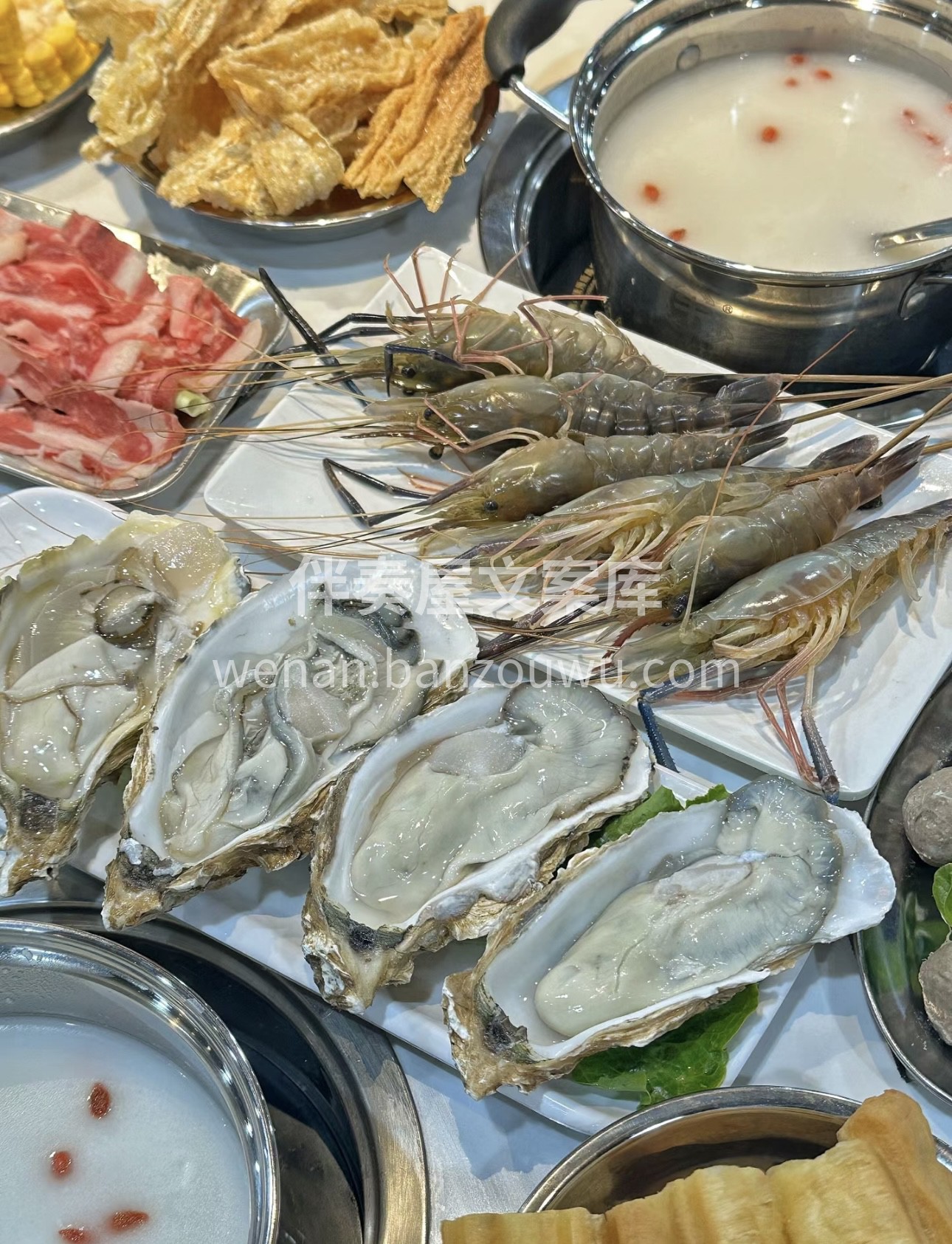 海鲜火锅，鲜气四溢！虾蟹贝蚌汇聚一锅，汤 配图2