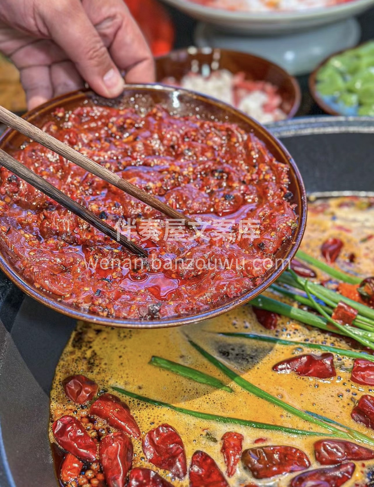 清油火锅，以其独特的风味，给你带来一场热 配图2
