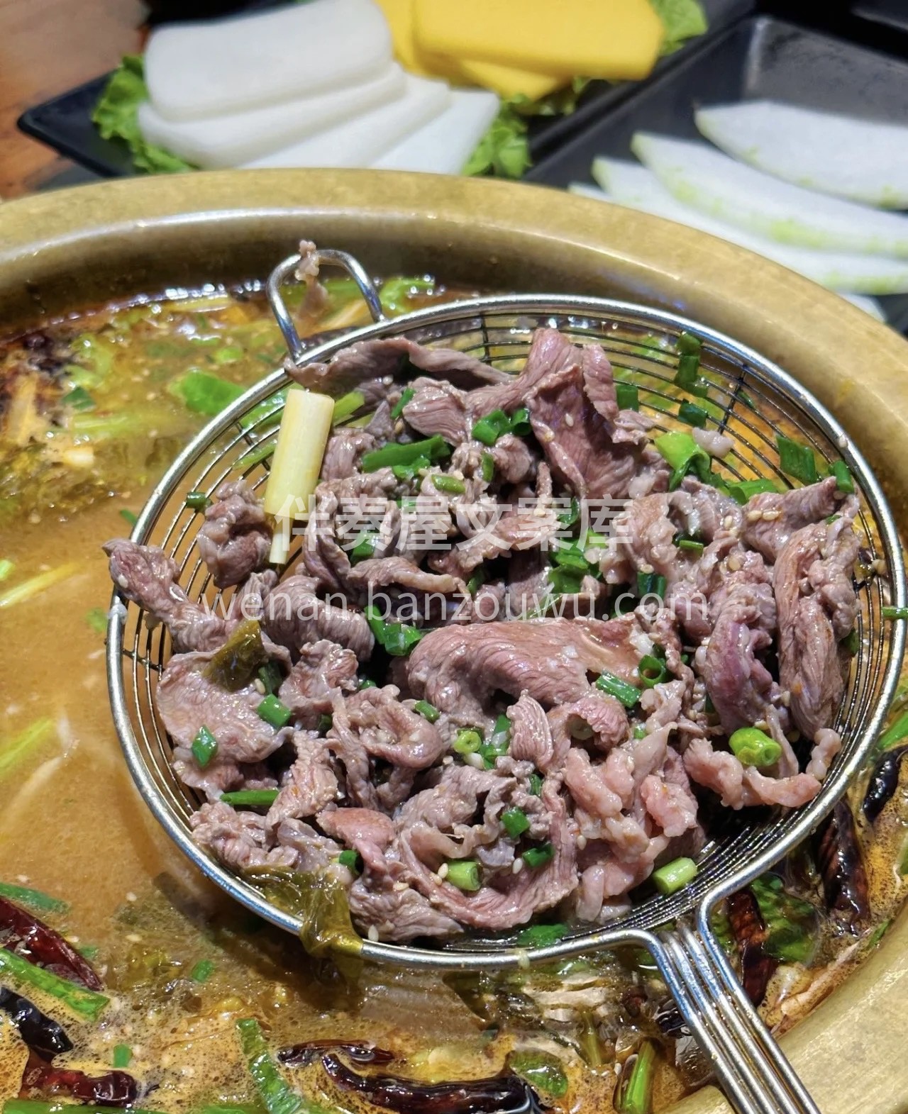 云南酸菜锅底 酸辣鲜爽好开胃 来上一份菌 配图1