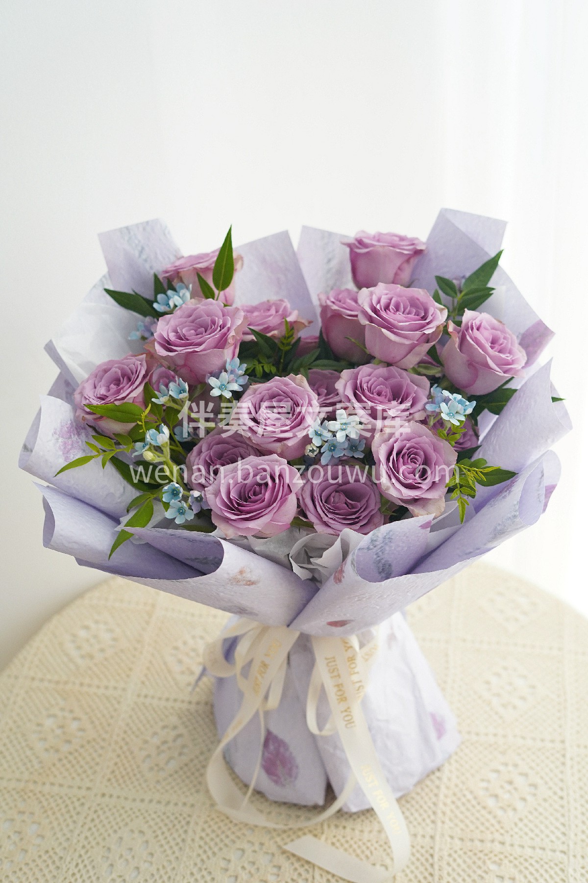 紫霞仙子玫瑰花束💐 紫霞仙子是个很好听的名字 是浪漫的💜紫色 配图2
