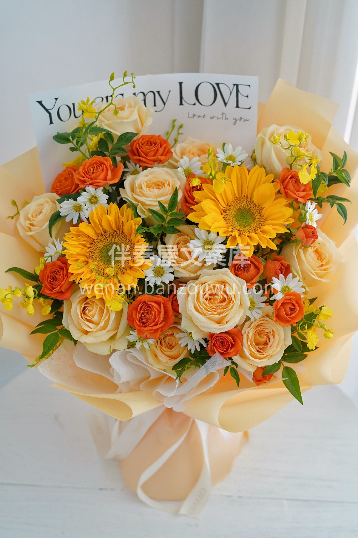 向日葵香槟混搭花束💐 又是被这满目明媚🌻的太阳花 ✨治愈的一 配图3