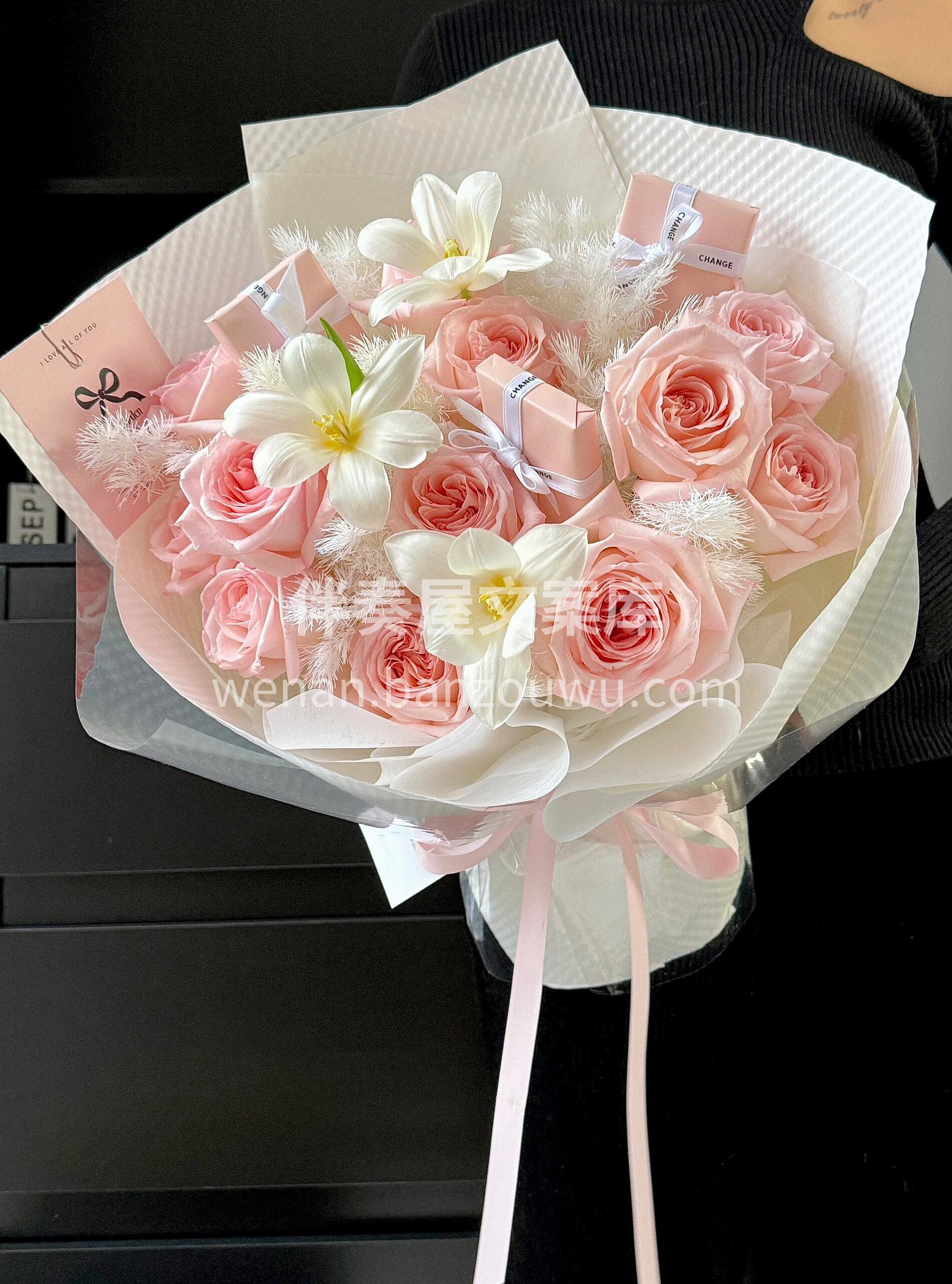 又香又漂亮的🌸粉荔枝花束 我敢说🎁每个女生都喜欢的礼物 她收 配图1