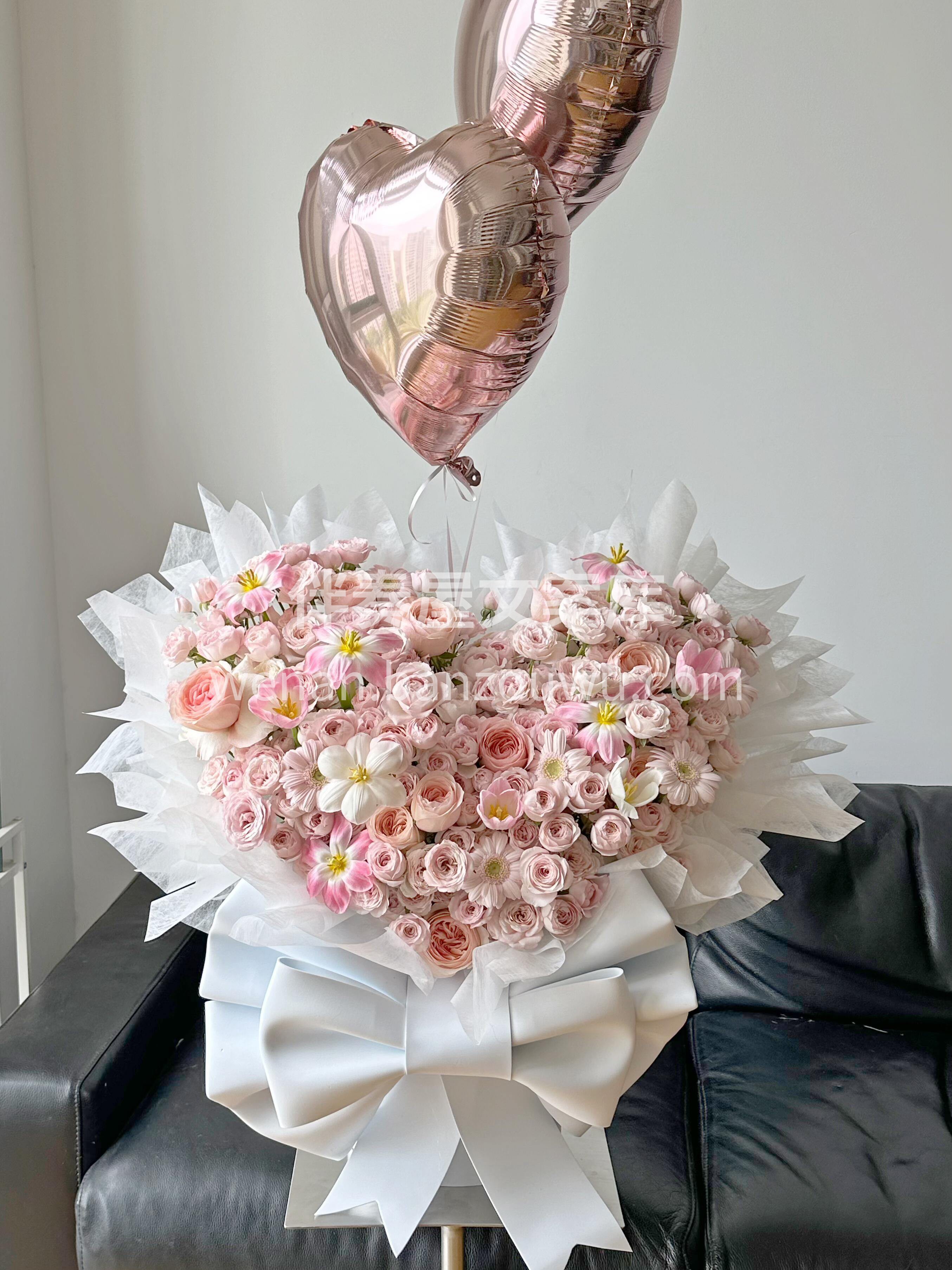 仙子之吻爱心插花💕 是我藏在心底的话 朵朵鲜花如同我炽热的心 配图3
