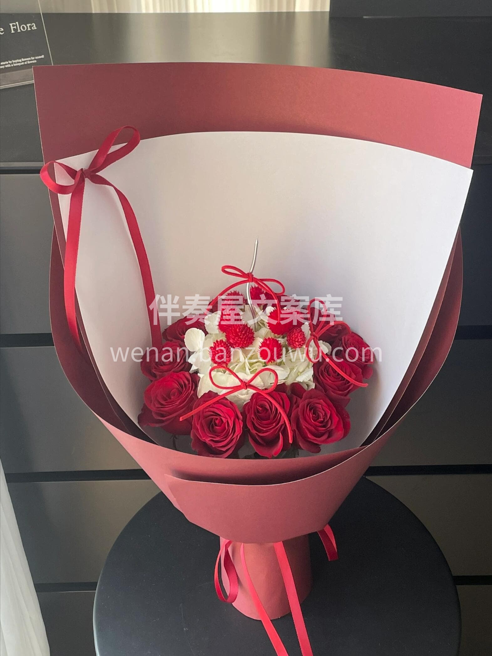 玫瑰赴喜☁️蛋糕传甜🌷 红玫瑰蛋糕花束❤️ 祝每一岁都热烈又 配图1