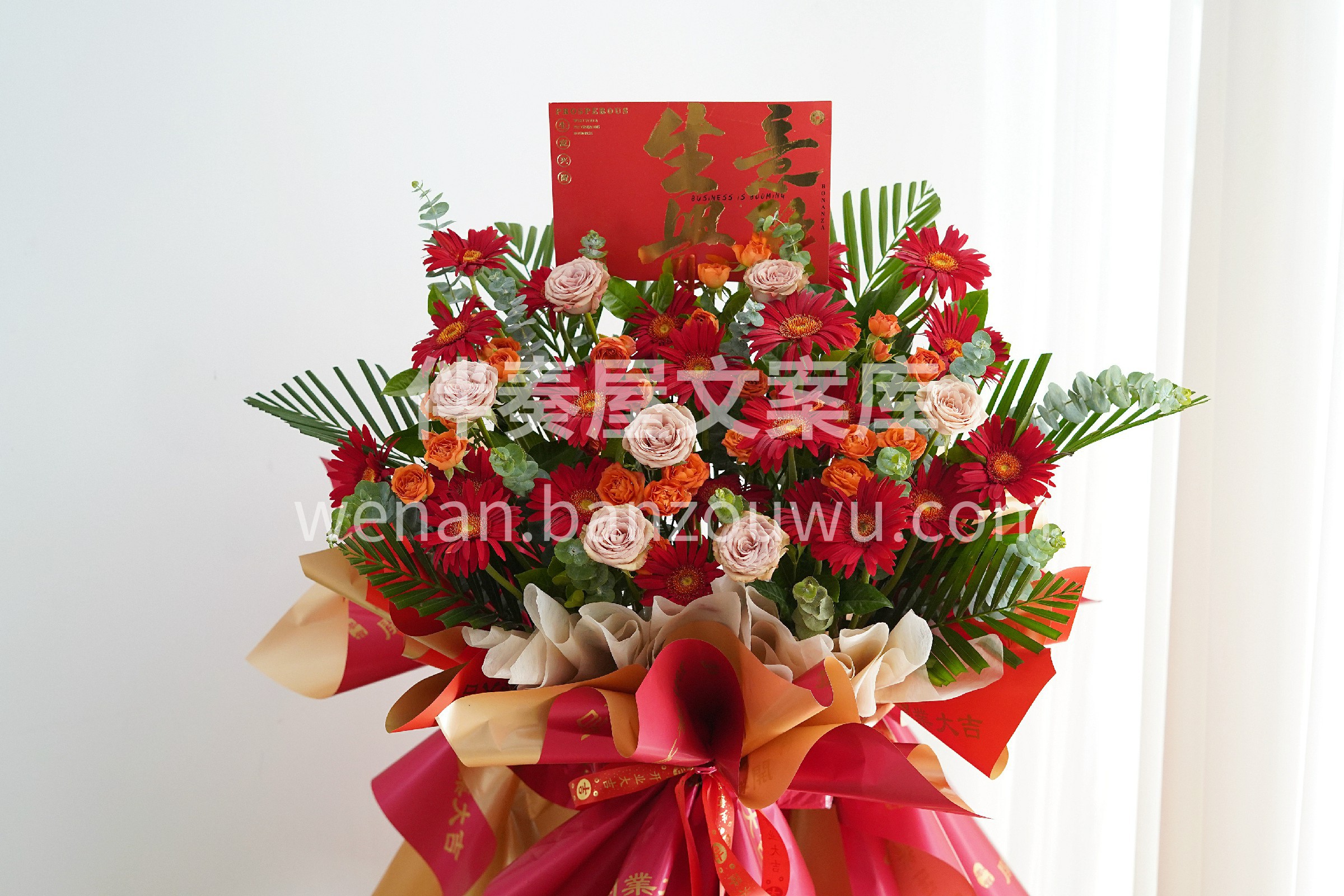 红色系的花洋溢出一种生命的热情和希望✨ 开业花篮的色系里🎉红 配图1