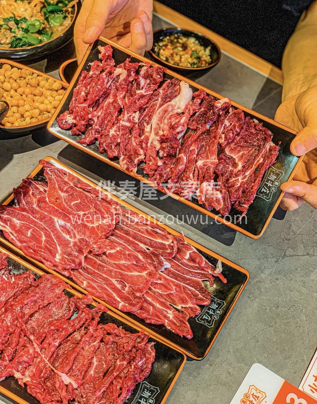 "不开心了就去吃顿牛肉火锅，把自己的烦恼 配图1