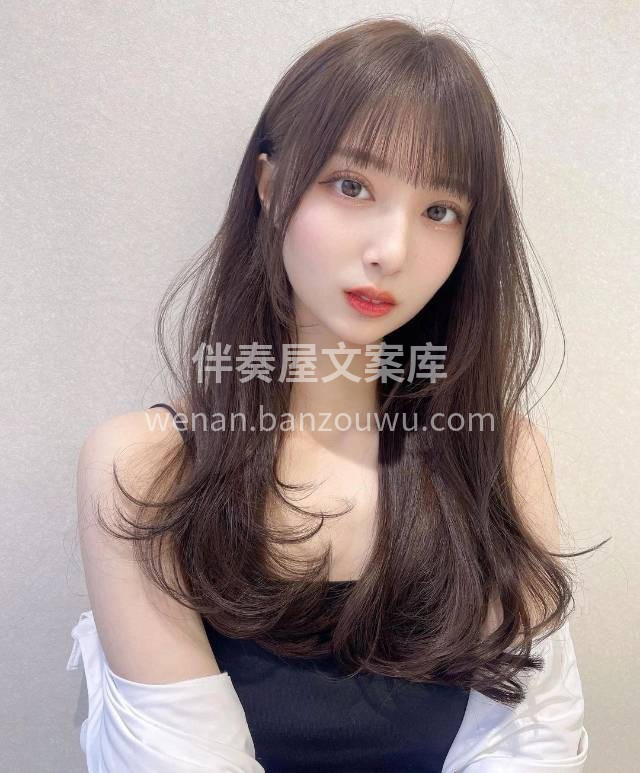 雾灰棕色衬托在脸周围 🈶️种磨皮美白的感 配图1