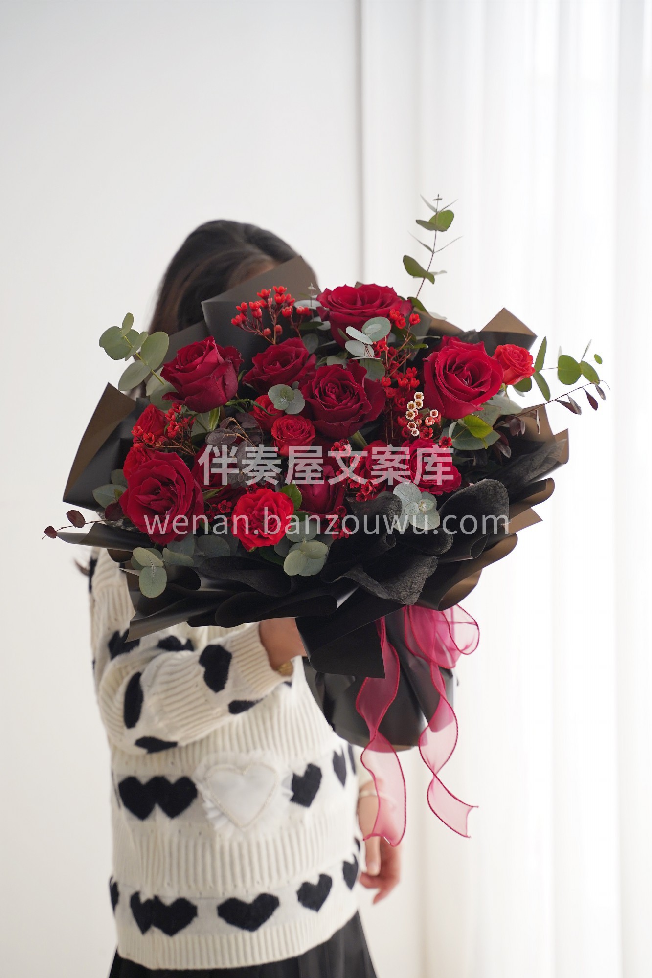 客订红色系花束~ 我在人间贩卖美好，只为 配图3