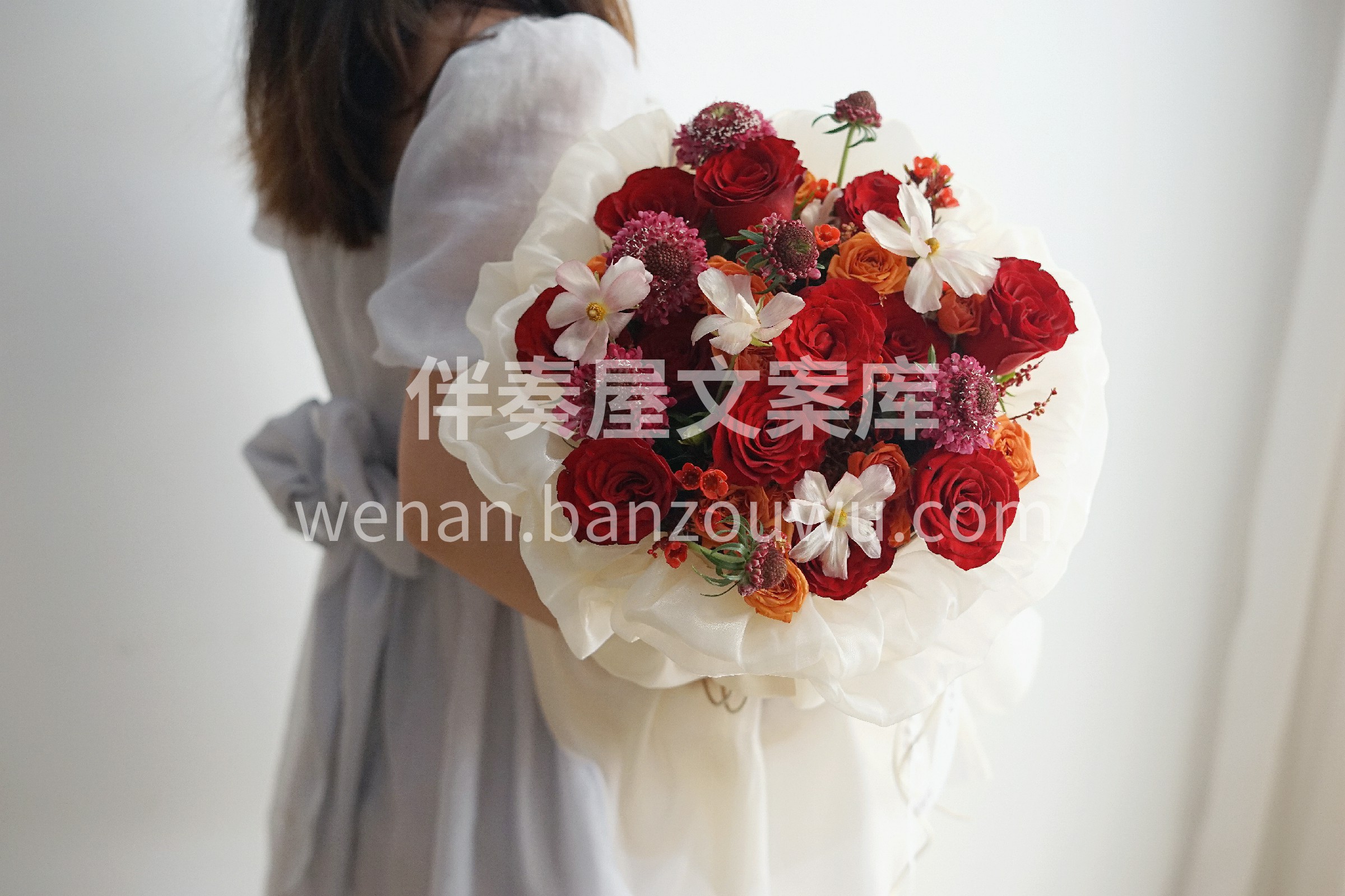 公主裙红玫瑰混搭花束 送给你的👸小公主超 配图2