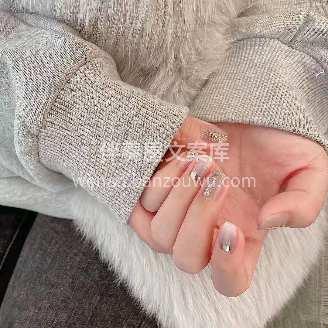 今日份美甲 收集美好缀指尖 美和仪式感一 配图1