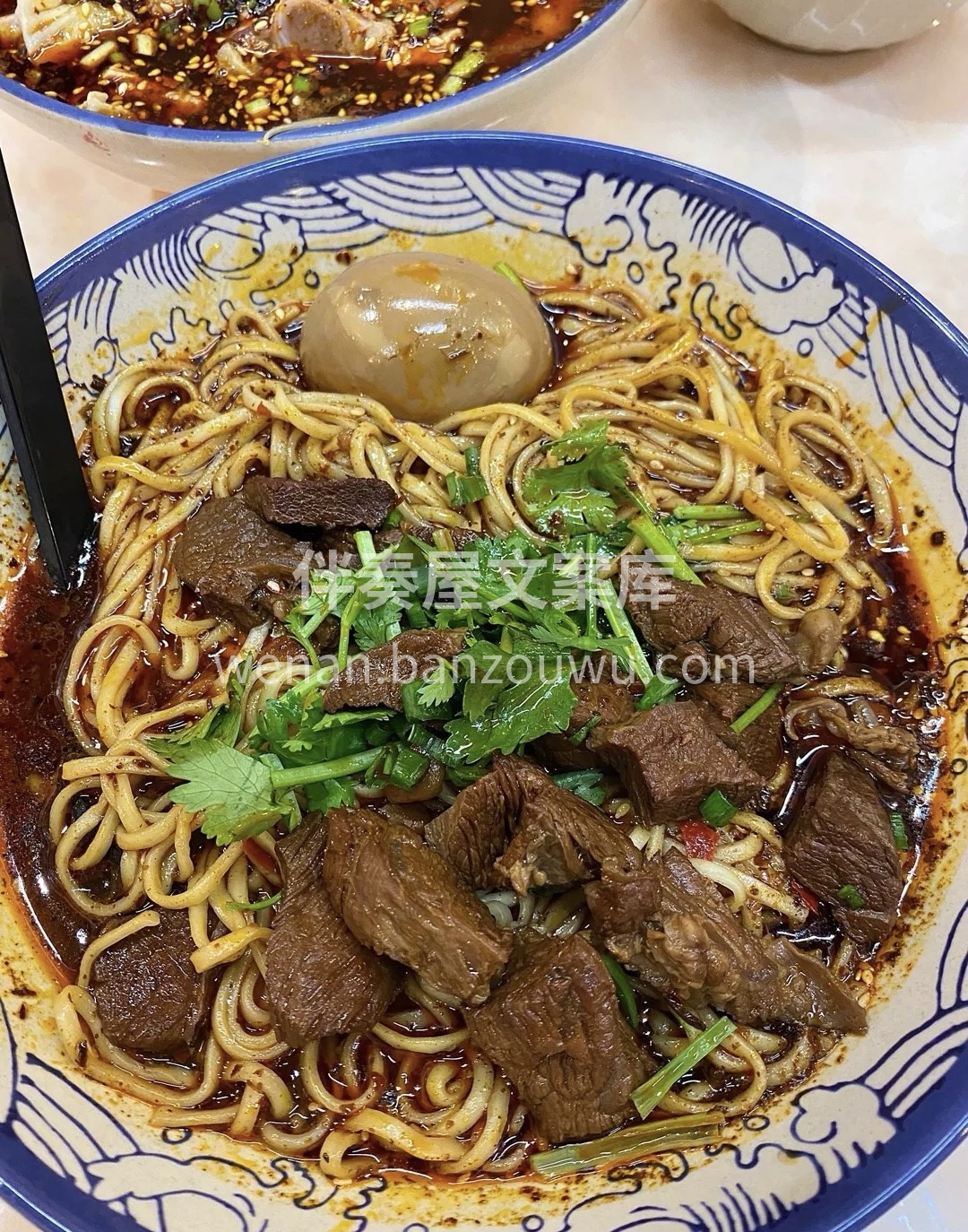 一碗牛肉面在我们的生活中占据着不可替代的 配图1