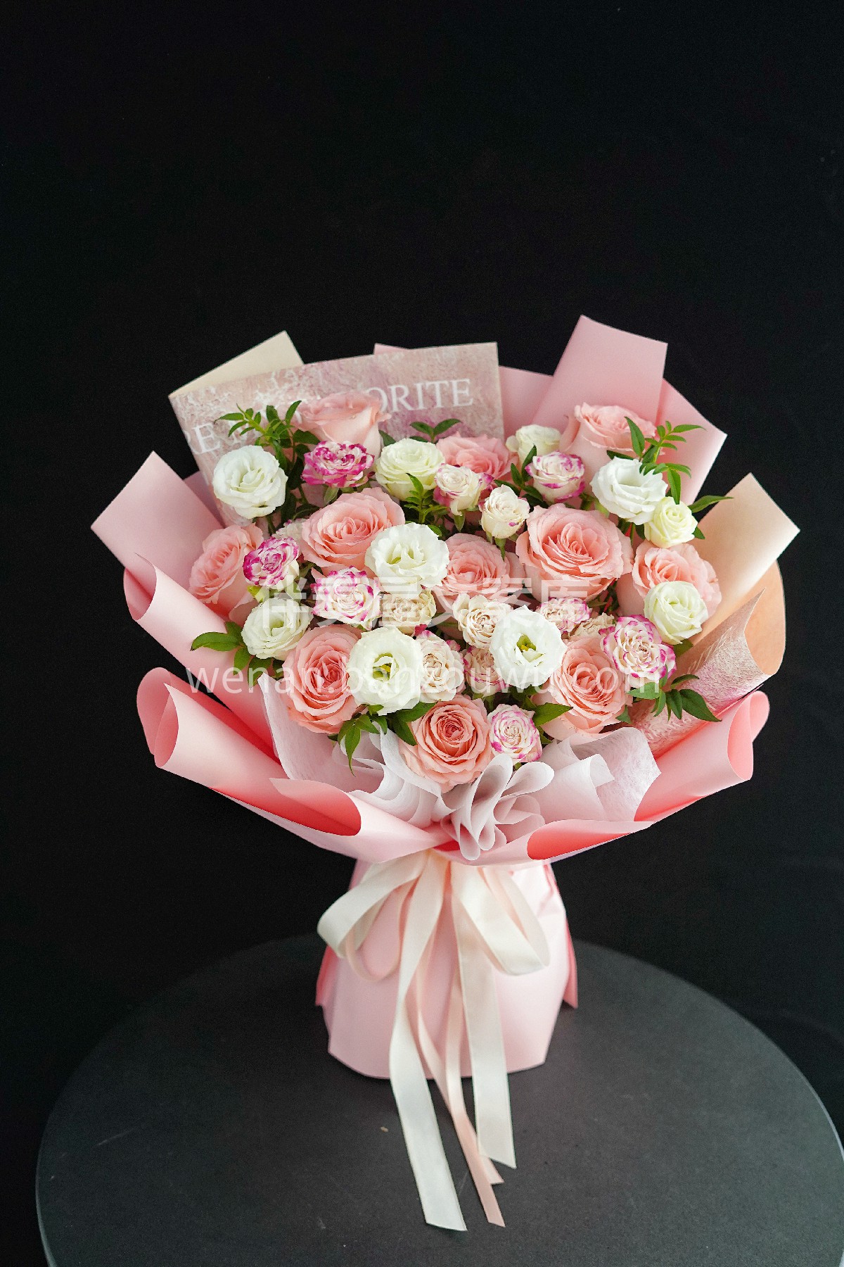 戴安娜混搭花束💐 祝你欢喜由心 自在随风💗 做自己喜欢的事  配图2