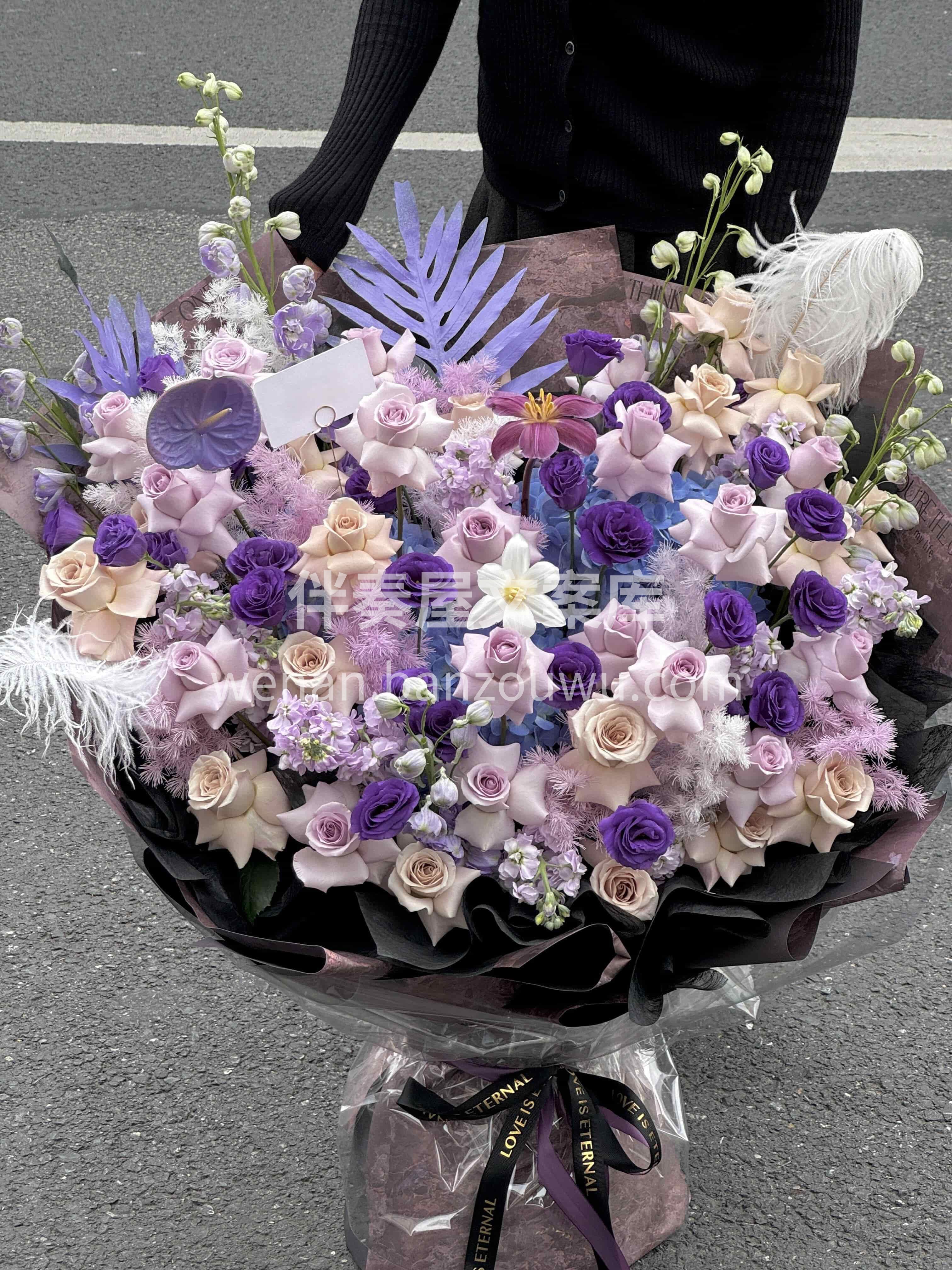 陷落紫色花海💜 大花束的温柔暴击💜 满溢着治愈与欢喜🌸 配图2
