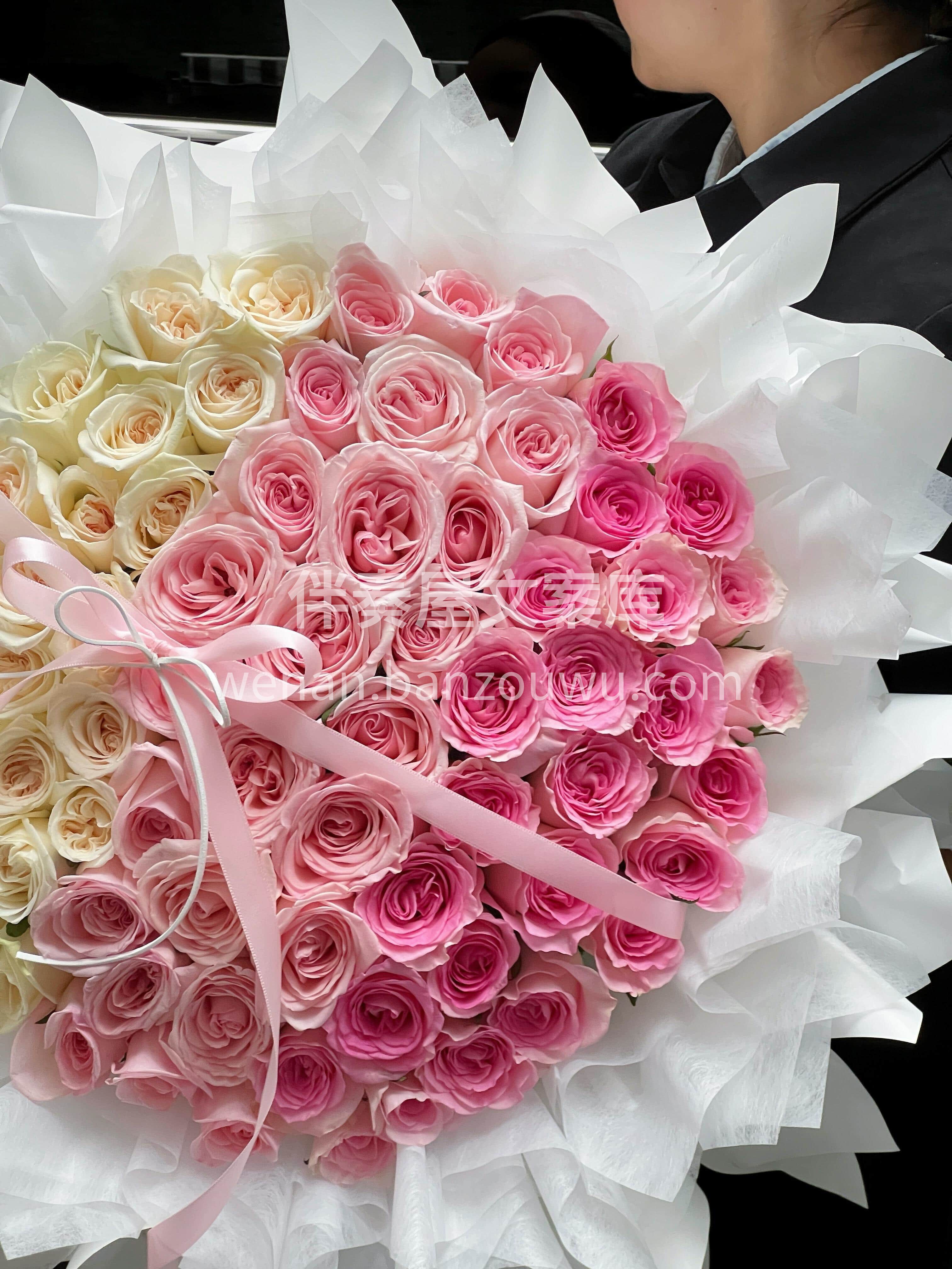 渐变色玫瑰花束🌷🎀爱意随着颜色层层递进加深💗 从刚开始的的羞 配图3