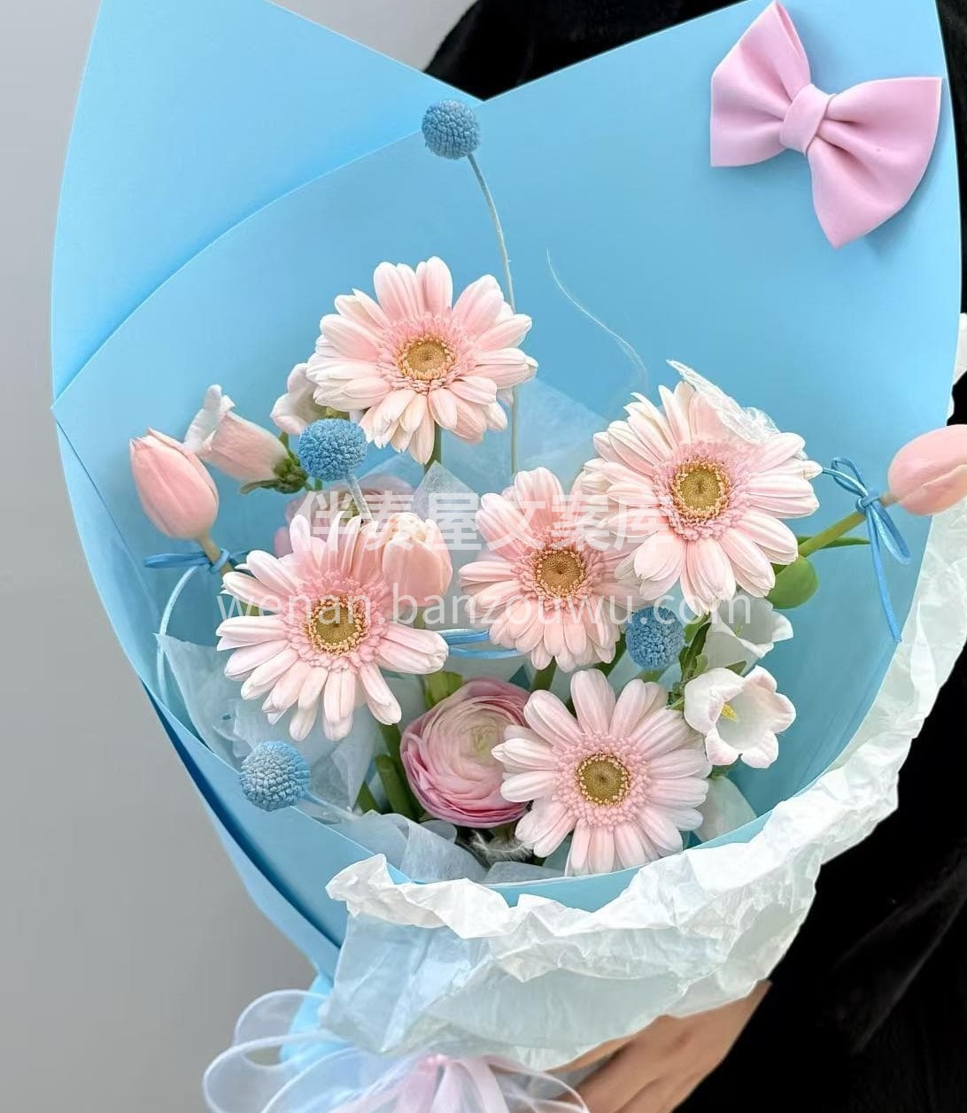 华沙是吃可爱多长大的吧🎀 粉粉嫩嫩的弗朗花🌸 一整个美住了❤ 配图1