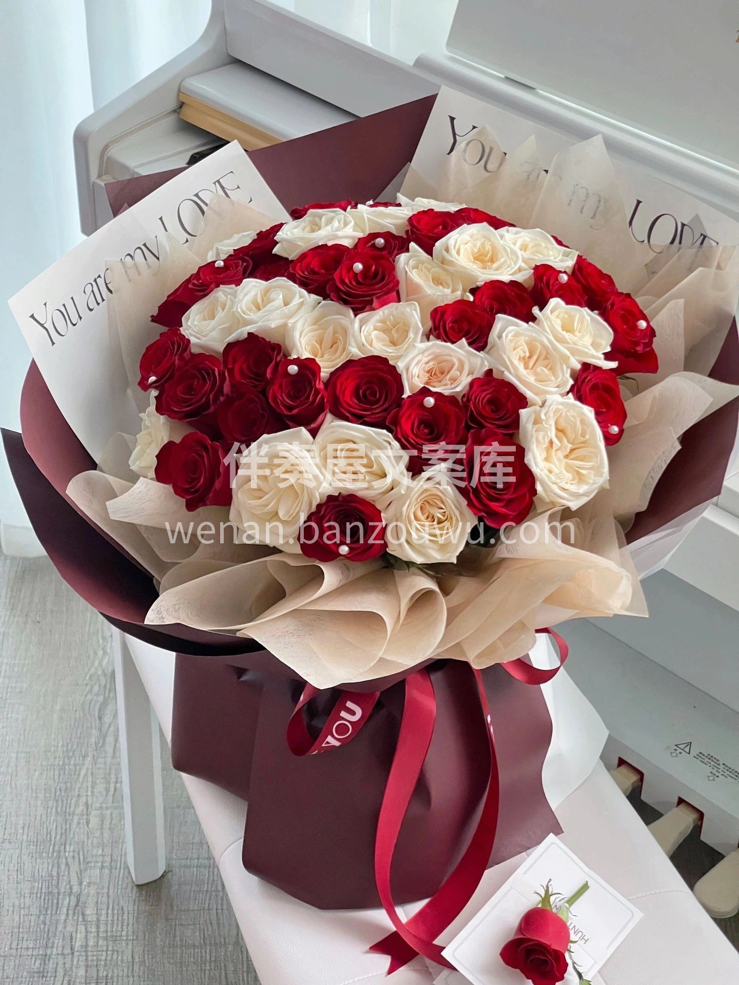 白是皎洁温柔 🤍红是浓烈绚烂❤ 你是我的 配图2