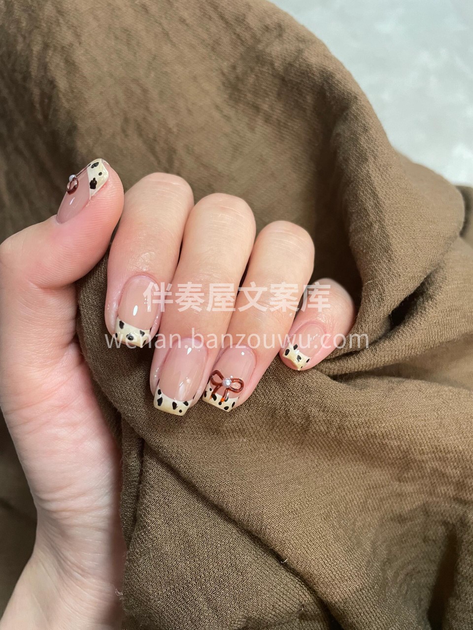 秋冬的美甲拿捏 可爱与性感并存🐆🐆 配图2