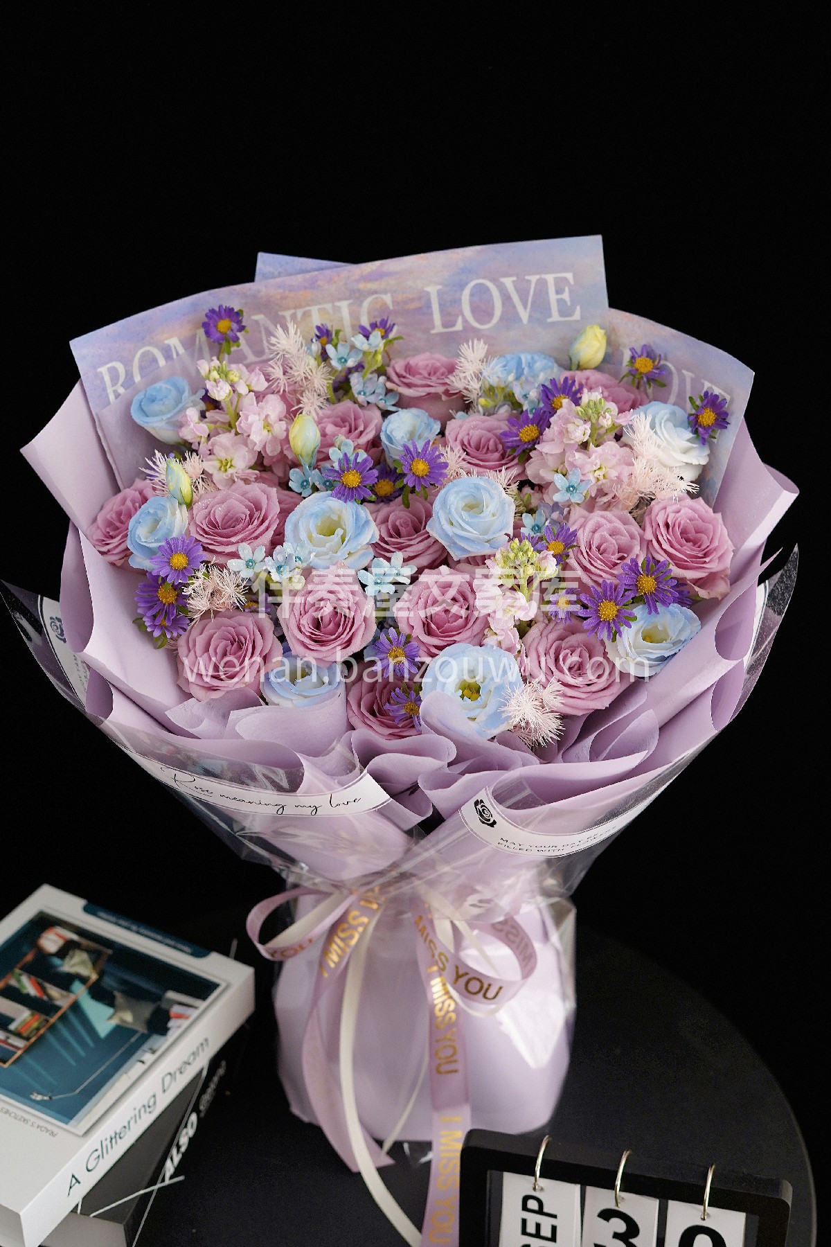 紫霞仙子混搭花束💐 紫色代表着高贵 💜神秘与祥瑞 🌼“西望瑶 配图3