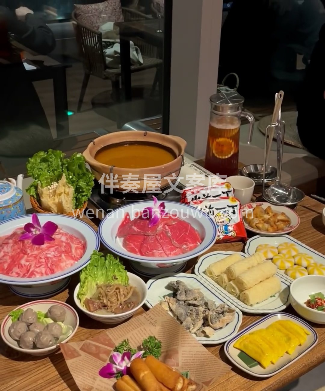 独特的沙爹火锅。浓郁沙爹味弥漫，食材在锅 配图2