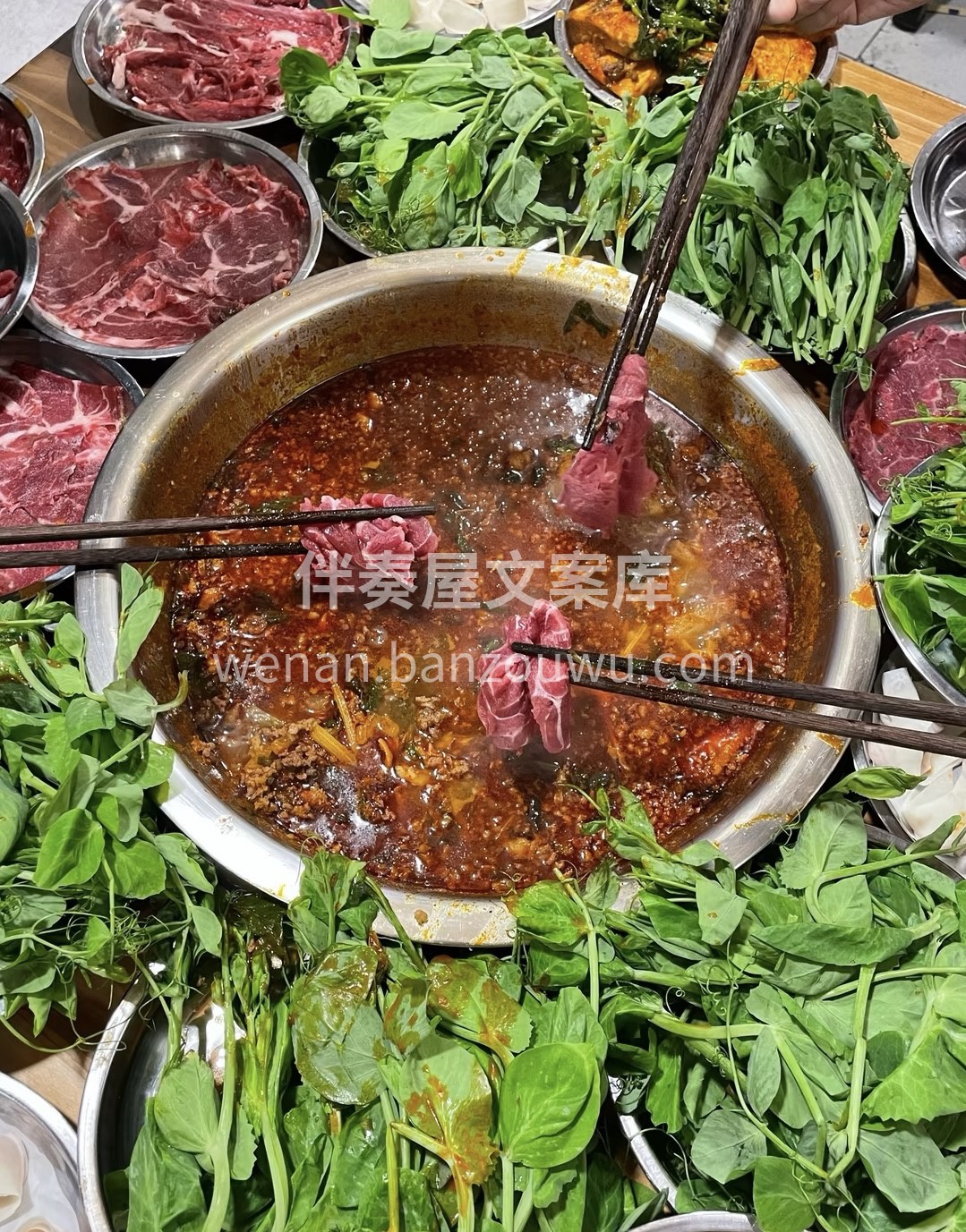 鲜到反人类的牛肉火锅。 确定今晚不下手？ 配图3