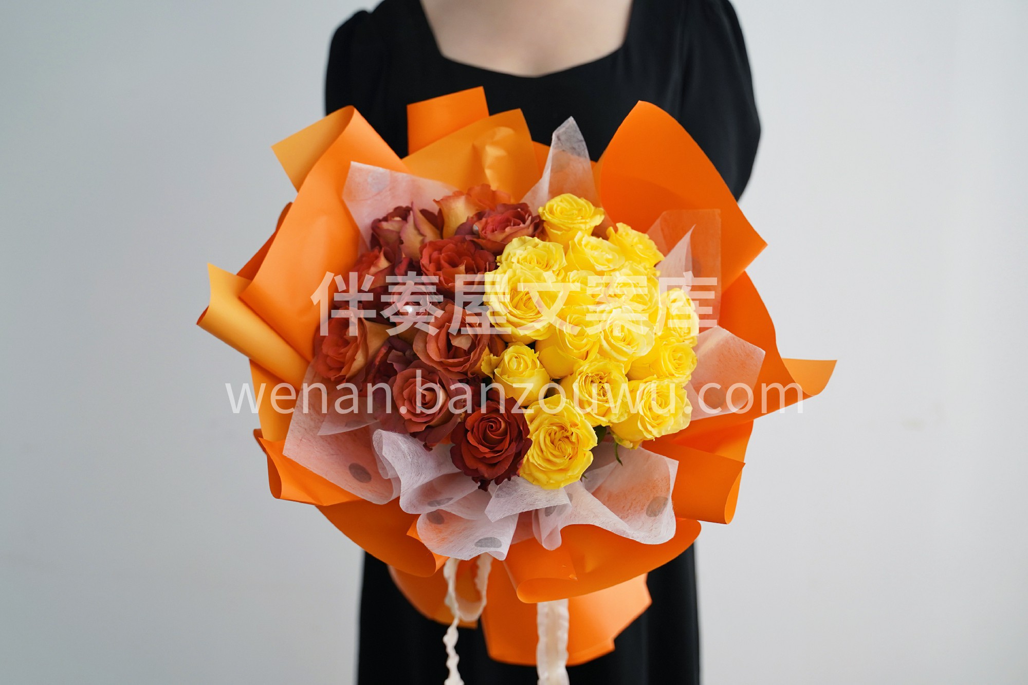 双色玫瑰花束~ 一半是你，一半是我 人生 配图1