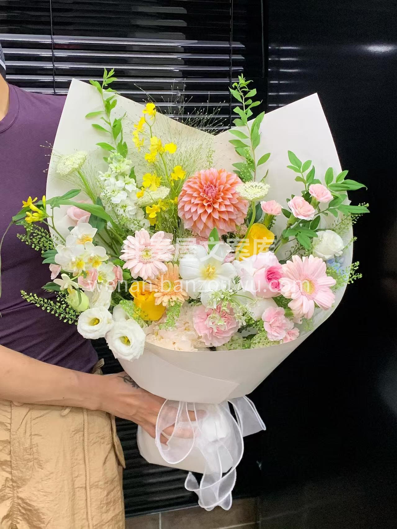 一眼就心动的花束🌼 多巴胺花束是治愈生活的魔法🍀 明亮的色彩 配图2