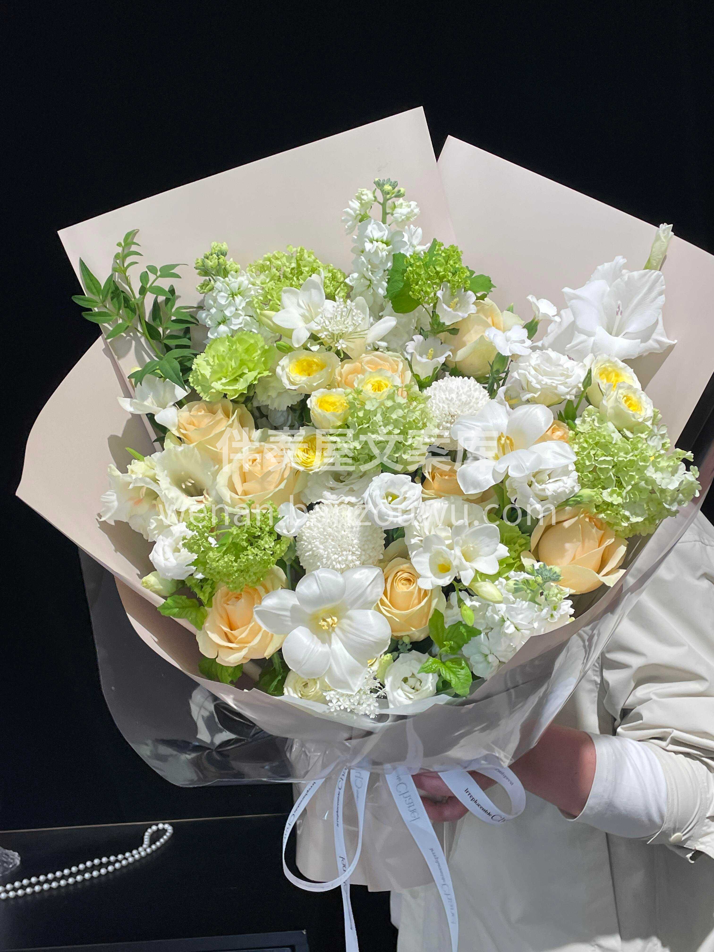 清新香槟混搭花束 温柔不张扬🌼清浅又高级 配图1