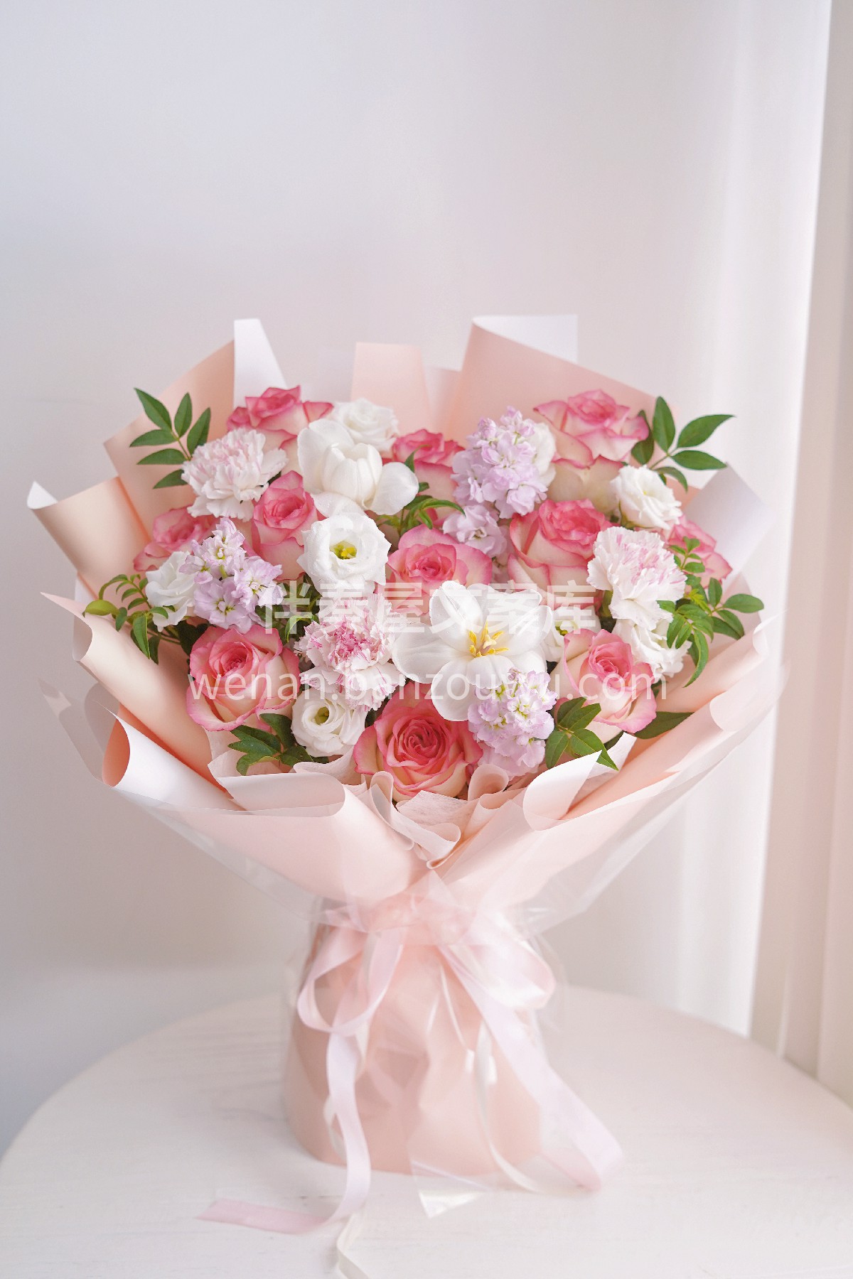 艾莎玫瑰花束🌸 我的心中只有你 手持烟火 配图2