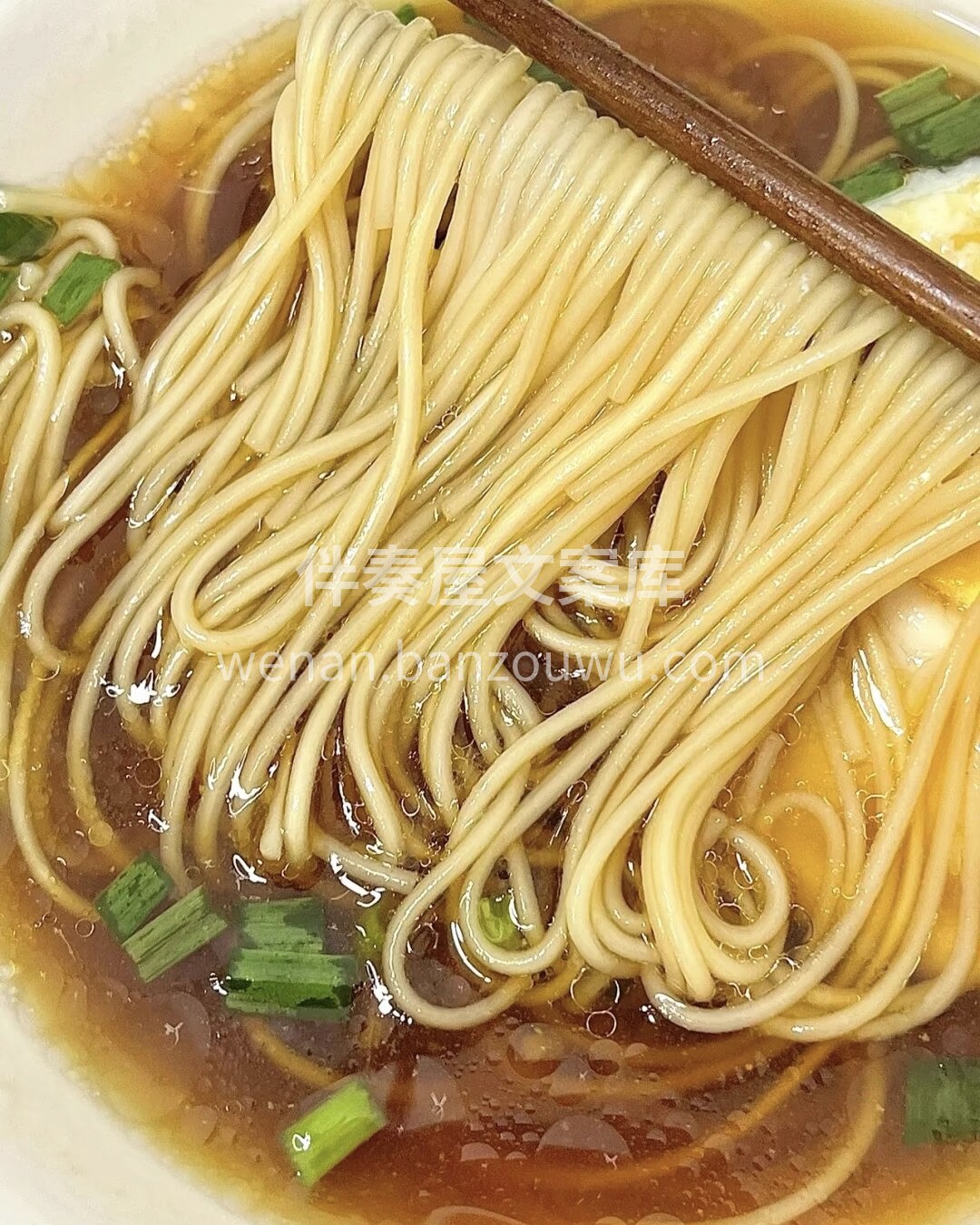 别看是简简单单的清汤面，真的很鲜啊? 尤 配图3