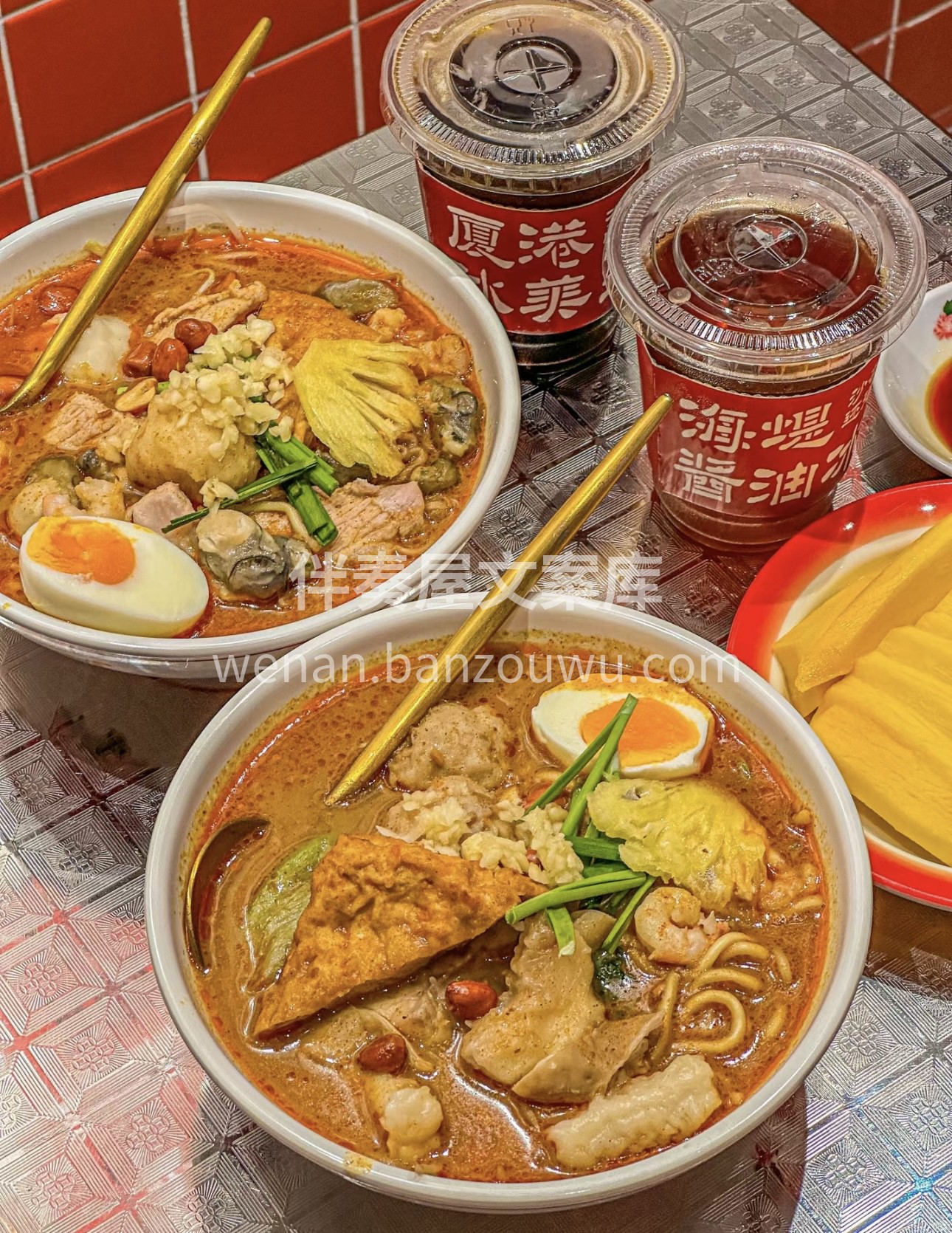 沙茶面，一碗汇聚了丰富食材的美味。金黄的 配图2