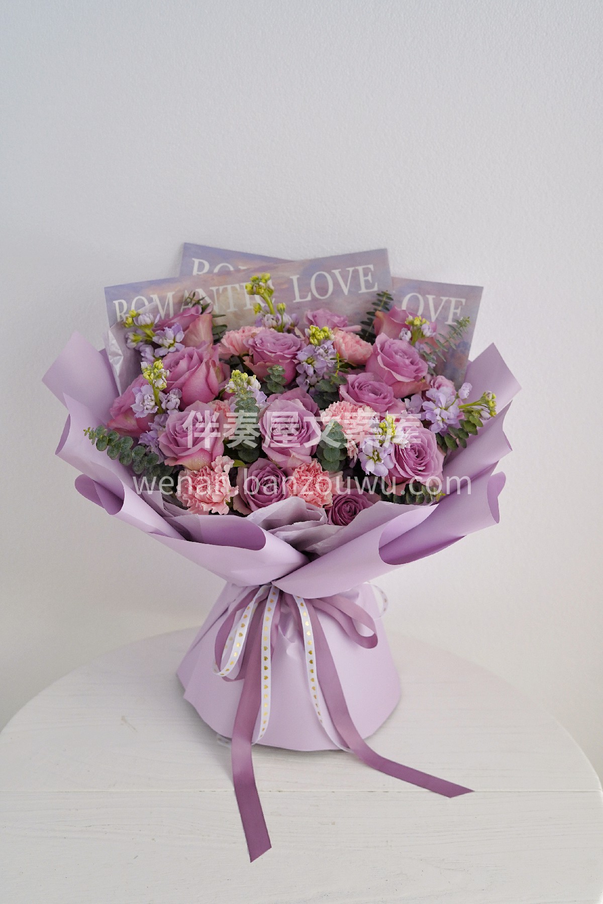紫色之所以温柔✨ 因为他既有红的热情 也有蓝的克制💜🌸 配图3