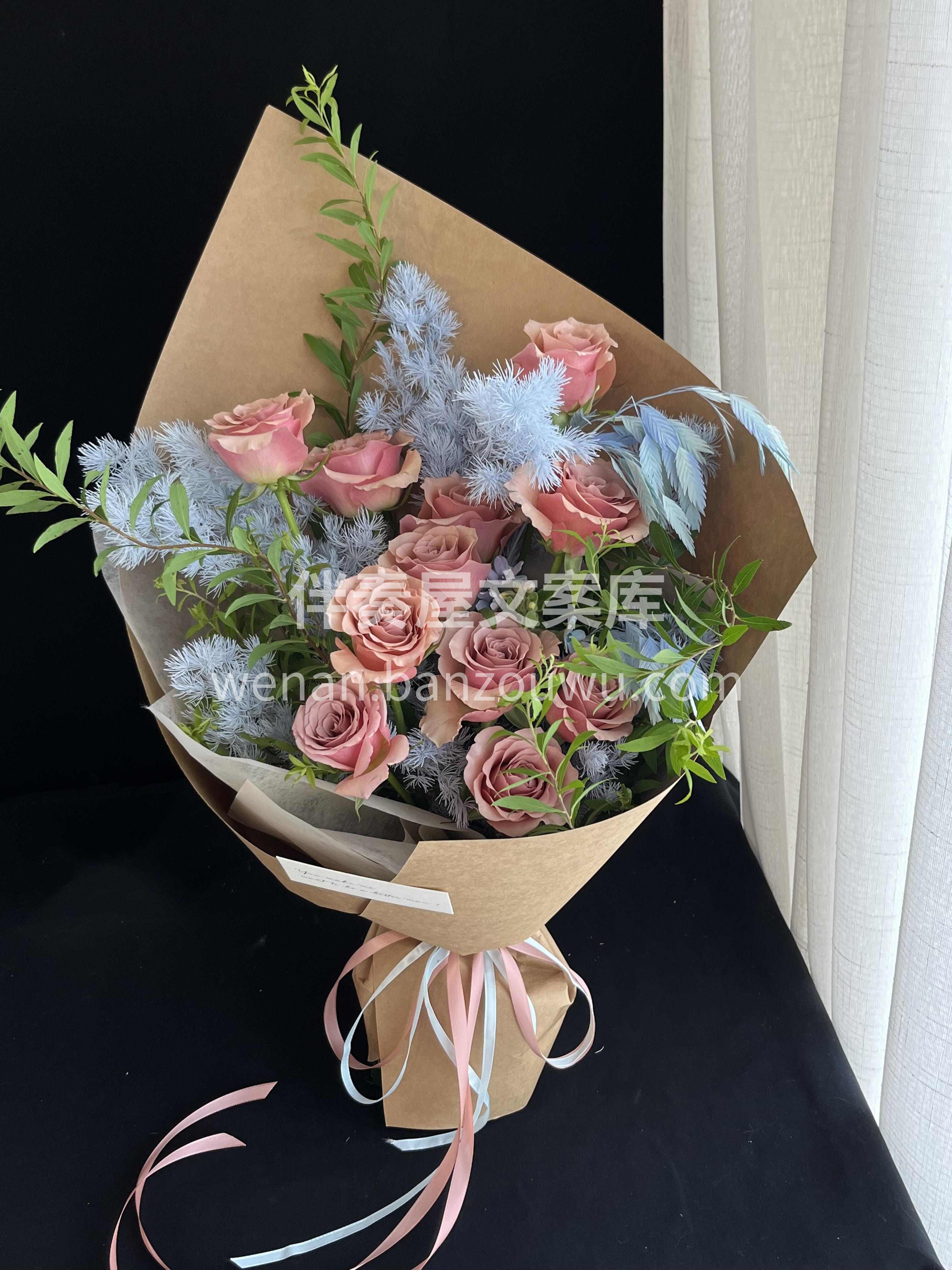 复古色调花束 莫泊花如其名 温柔到了极致 配图2