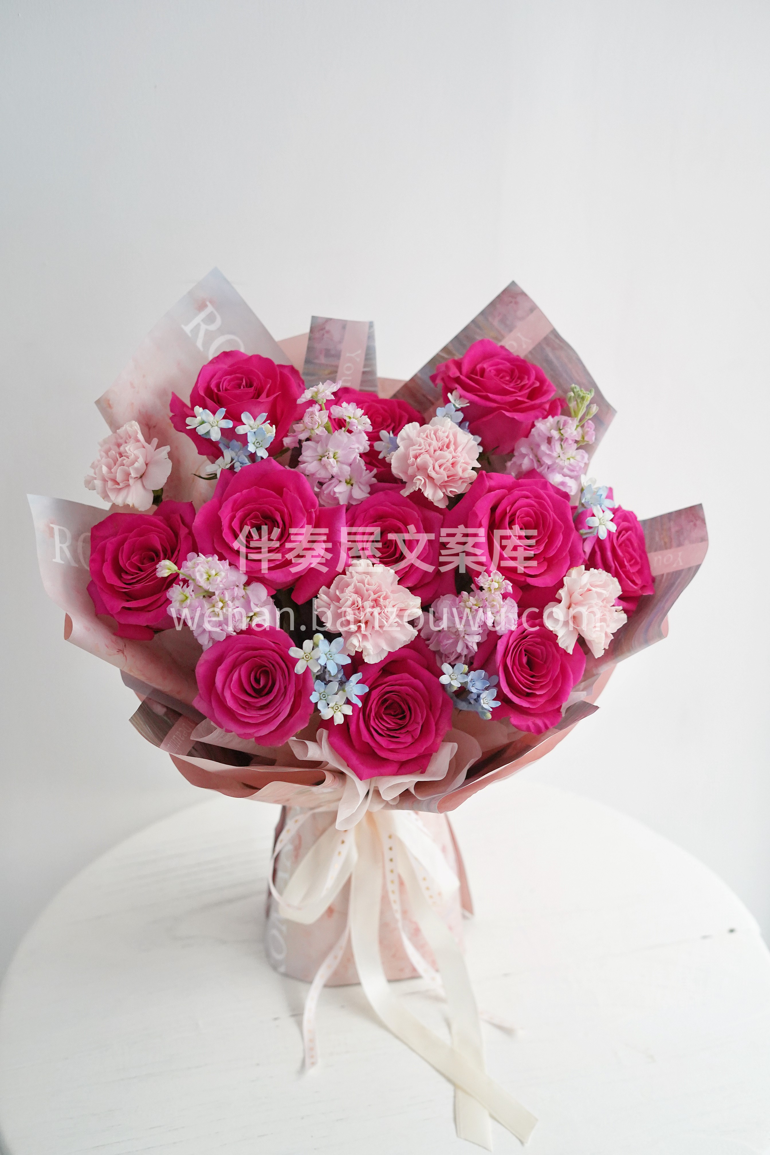 热烈如你🌸 弗洛伊德从不艳俗 有一种气质 配图1