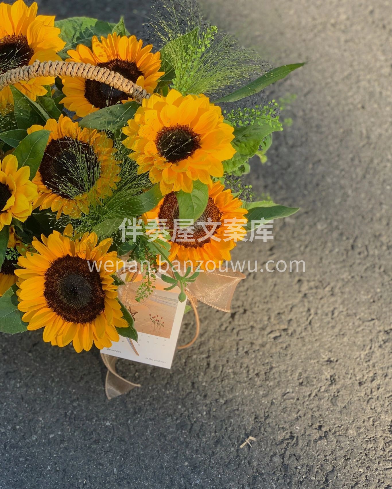 今日份手提花篮 一位小哥哥订了送女朋友的 配图3