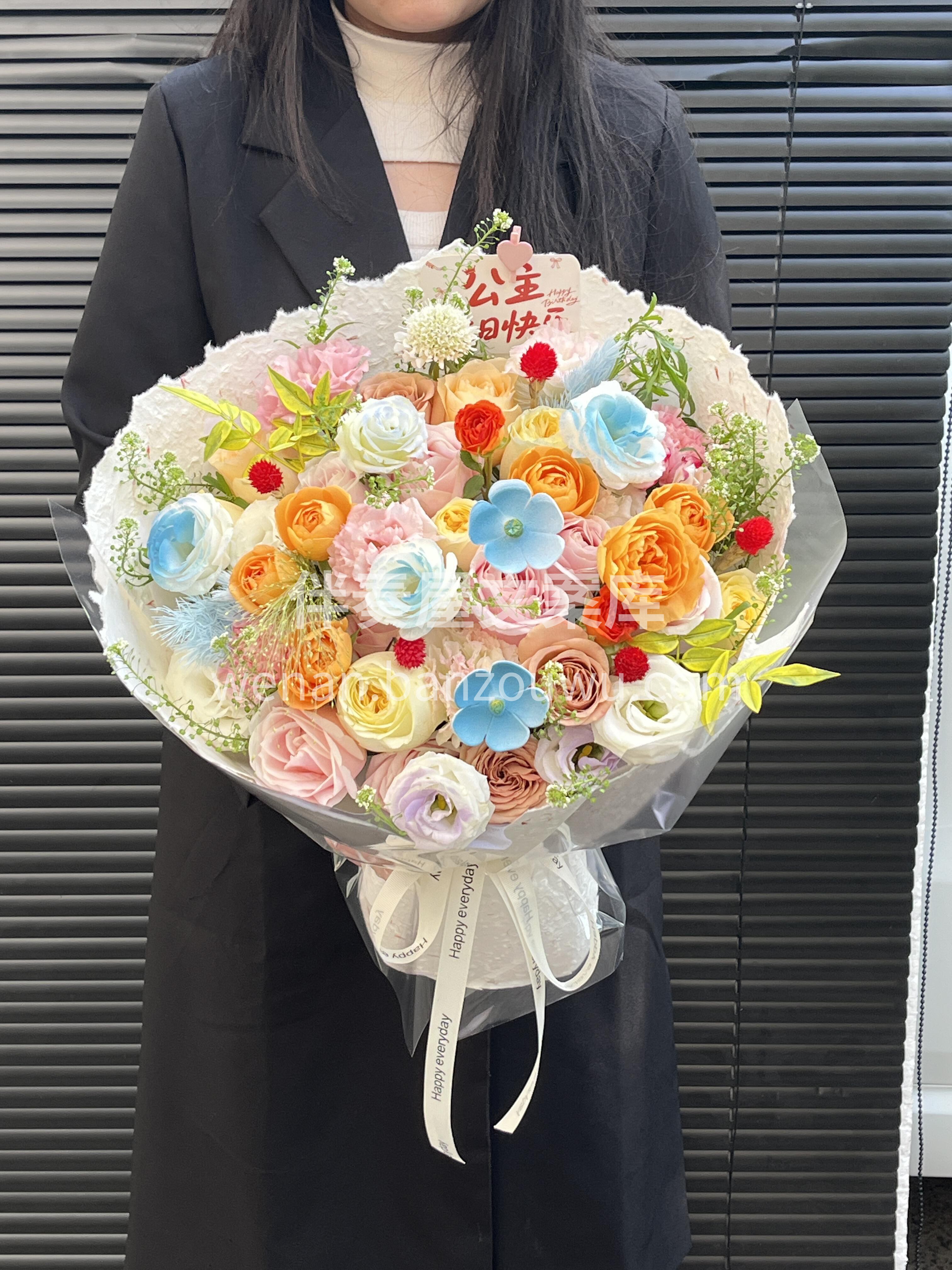 如果心情🌼有颜色 愿它永远如此斑斓💛💕 拒绝含蓄✨ 拥抱绚烂 配图1