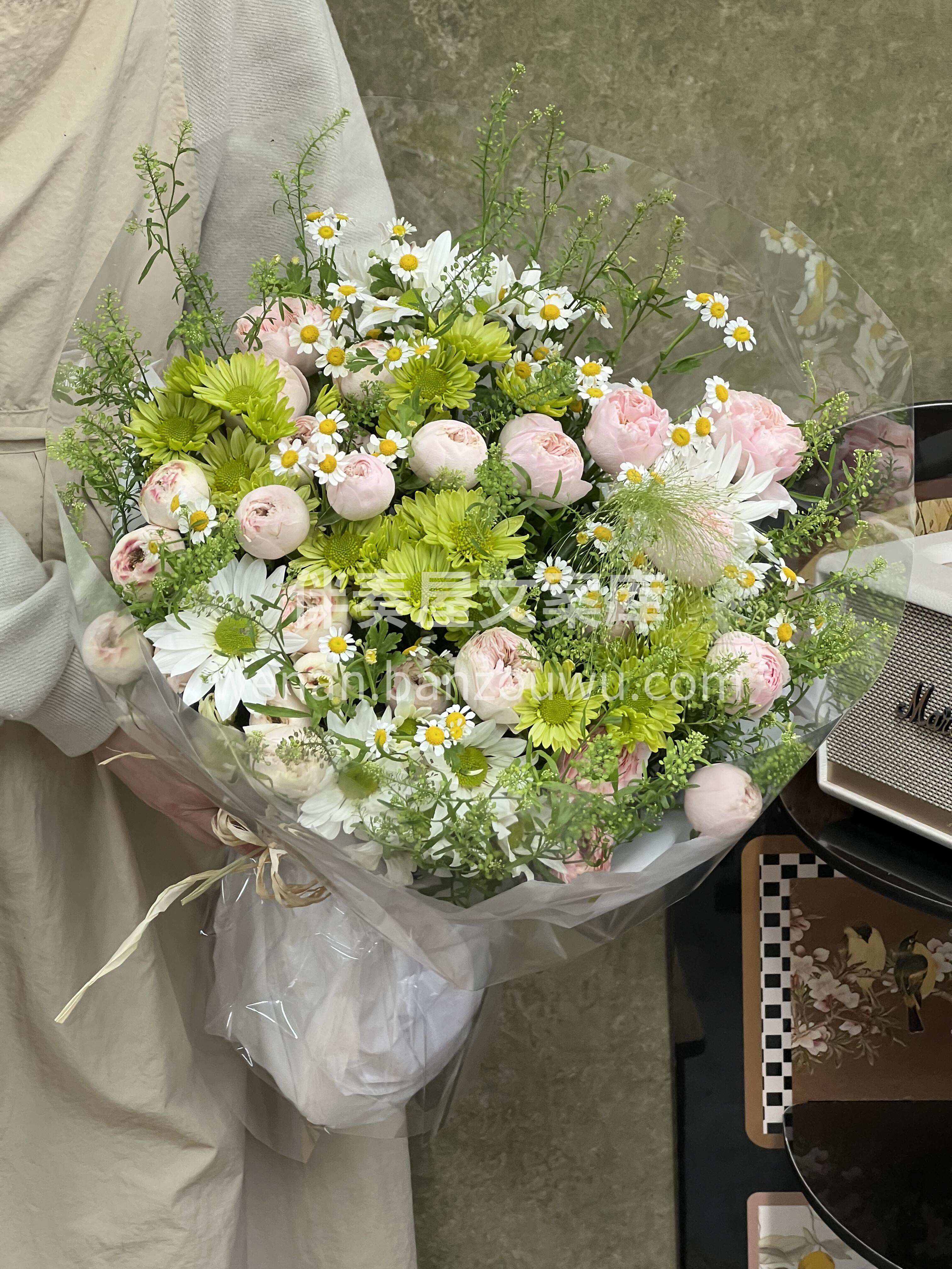 酷皮混搭花束 仿佛在山野间🌿 随手🌼一束 配图1