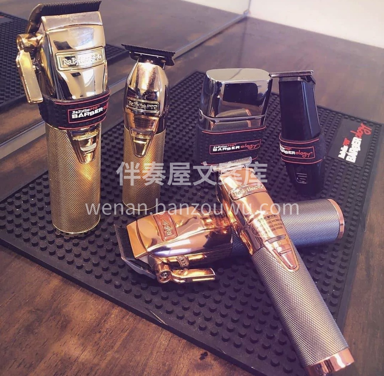 怀着一颗匠心精神，本着对艺术的执着剪好每 配图1