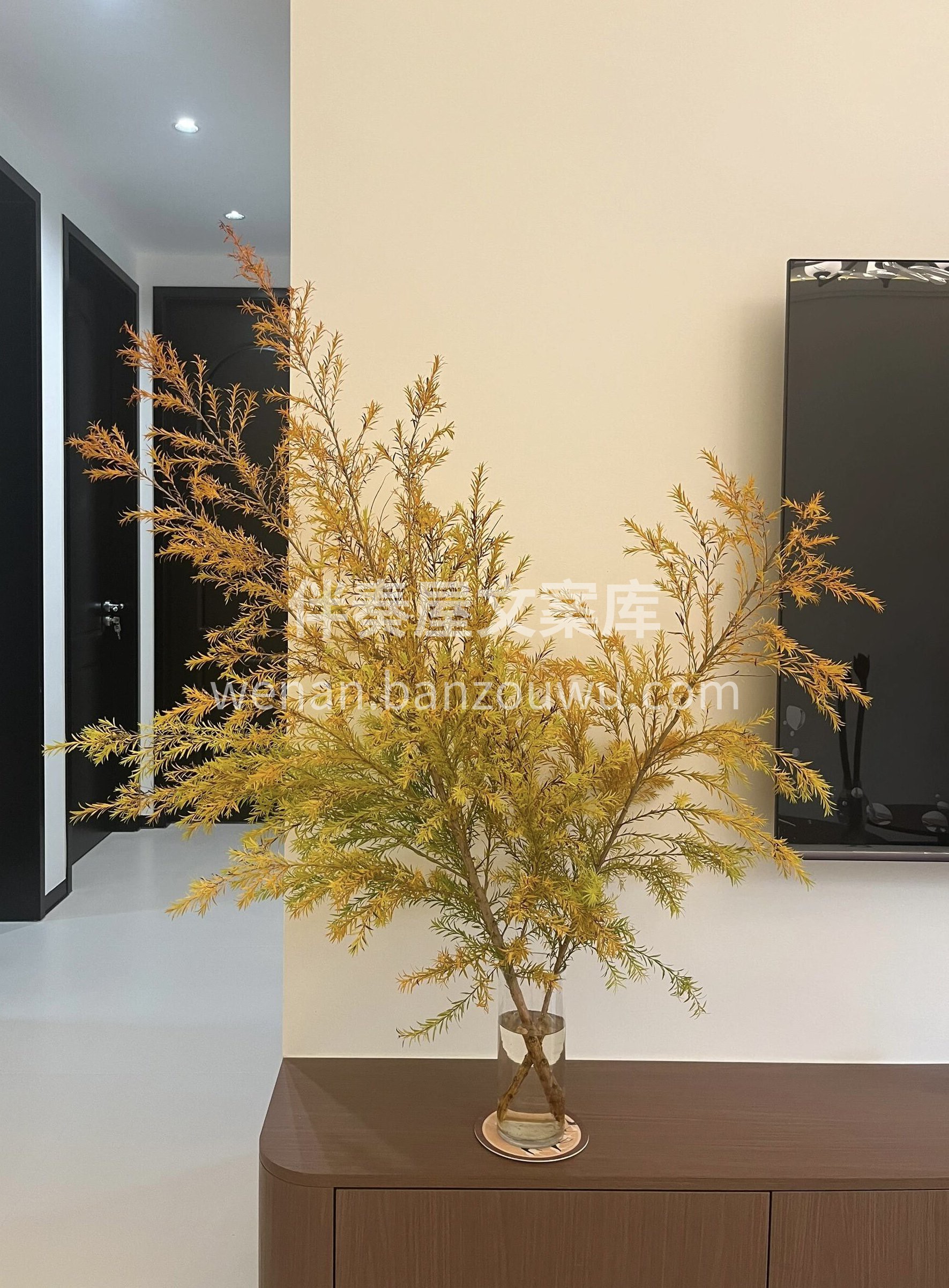 🌿千层金瓶插花 适合懒人的新年瓶插花 像秋天的油画🌼 💛色彩 配图1