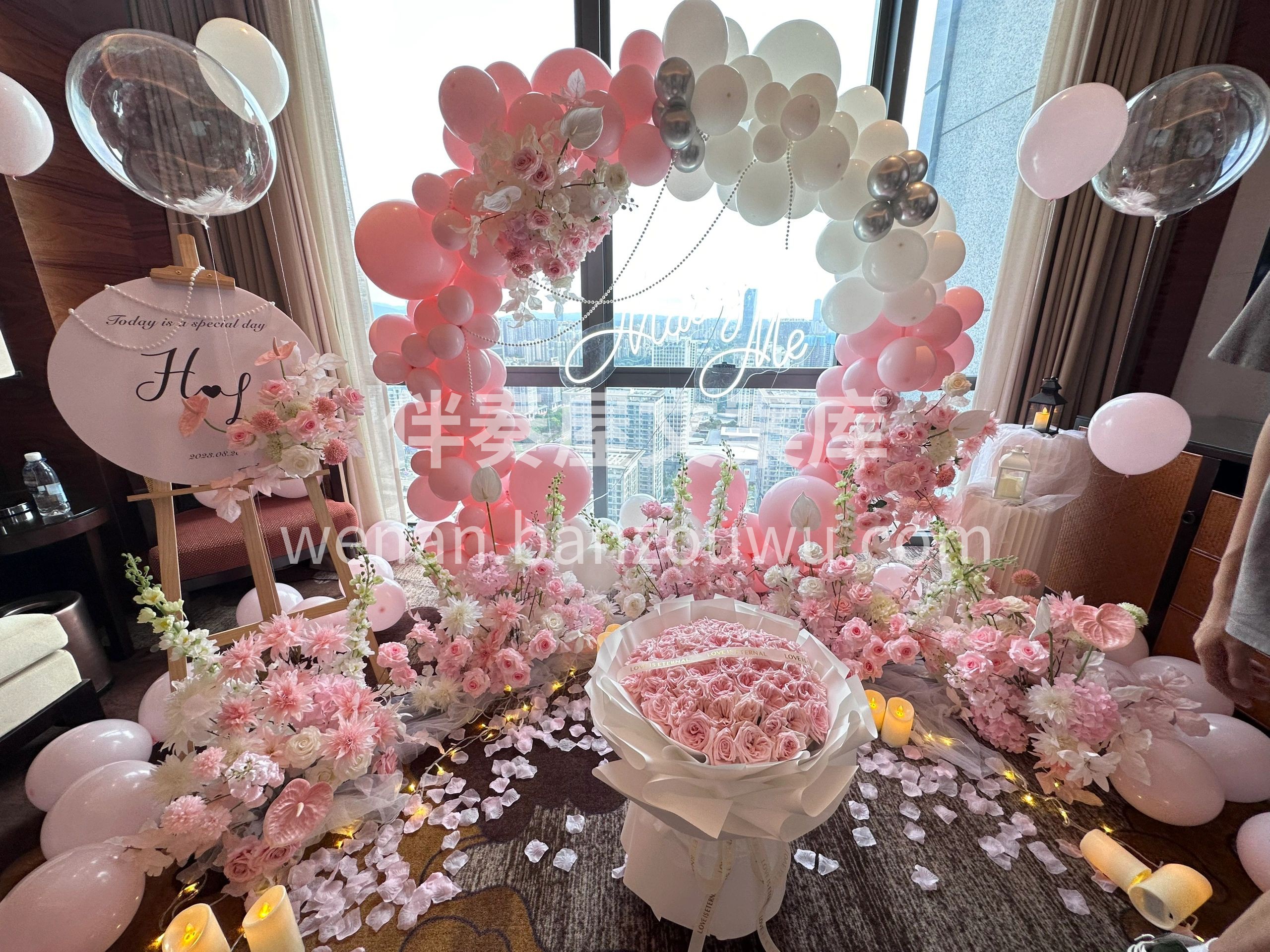 粉色系求婚布置 女主是一位♥少女心爆棚的女孩子 男主说想把女 配图5