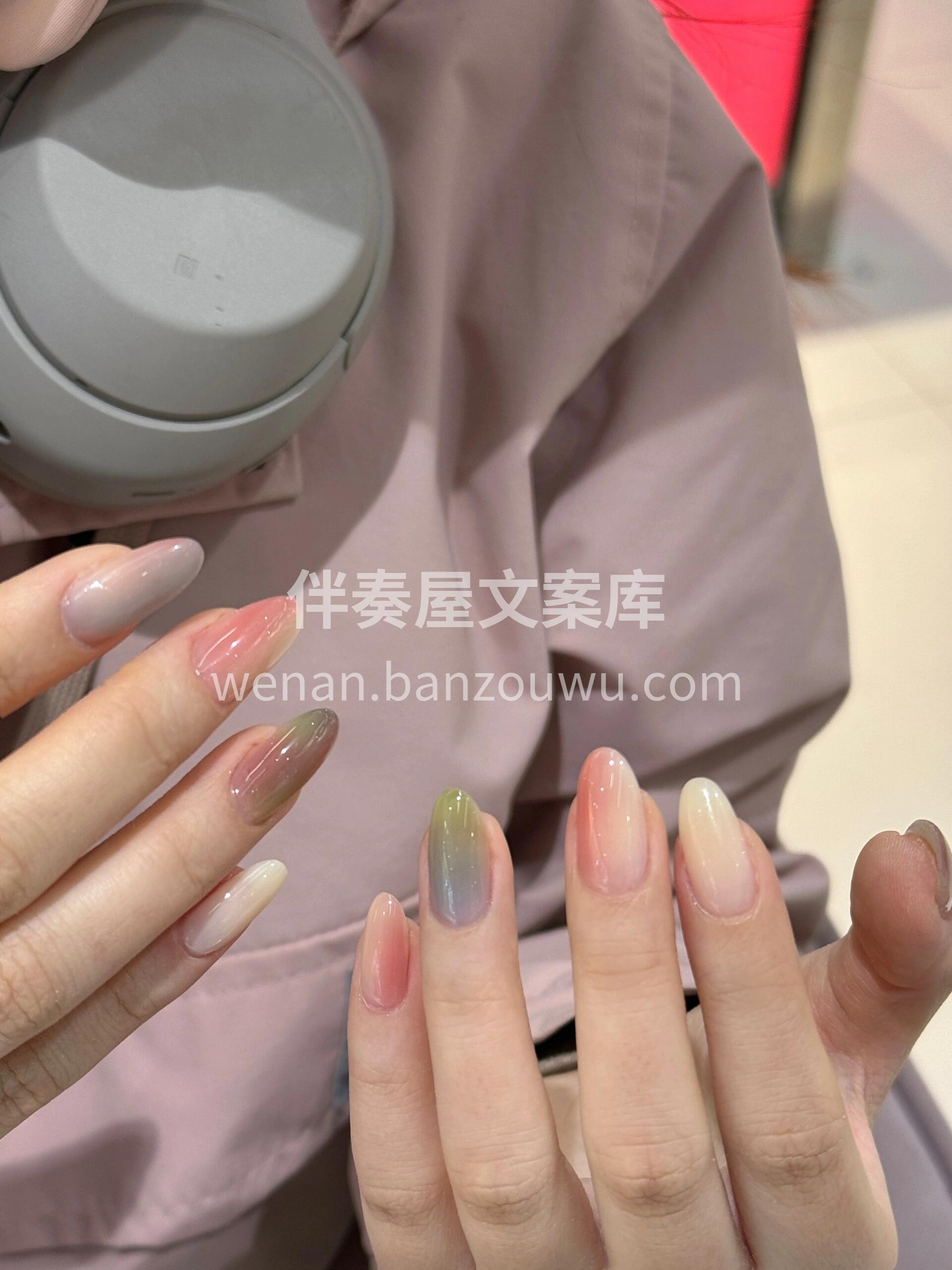 色彩晕染美甲🎨 颜色也忒温柔了吖 配图1