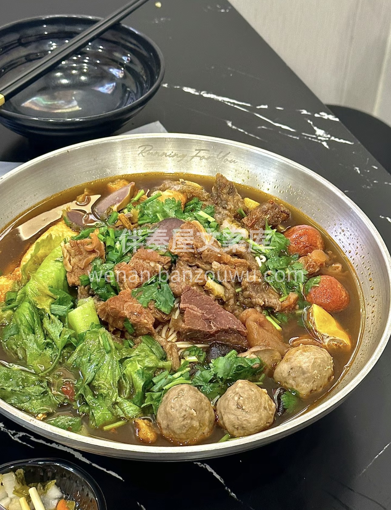 热气腾腾的牛肉面，是生活中的小确幸，那牛 配图1