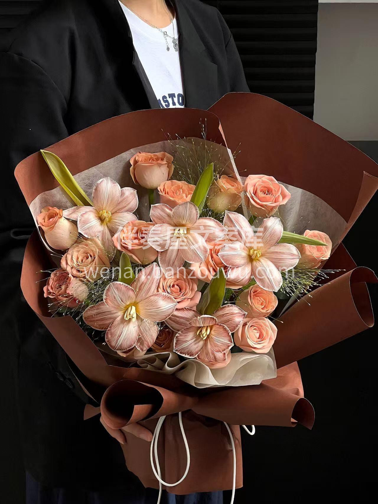🤎卡布奇诺郁金香花束🍁 是写给时光的情书💌 藏着最浪漫的故事 配图1