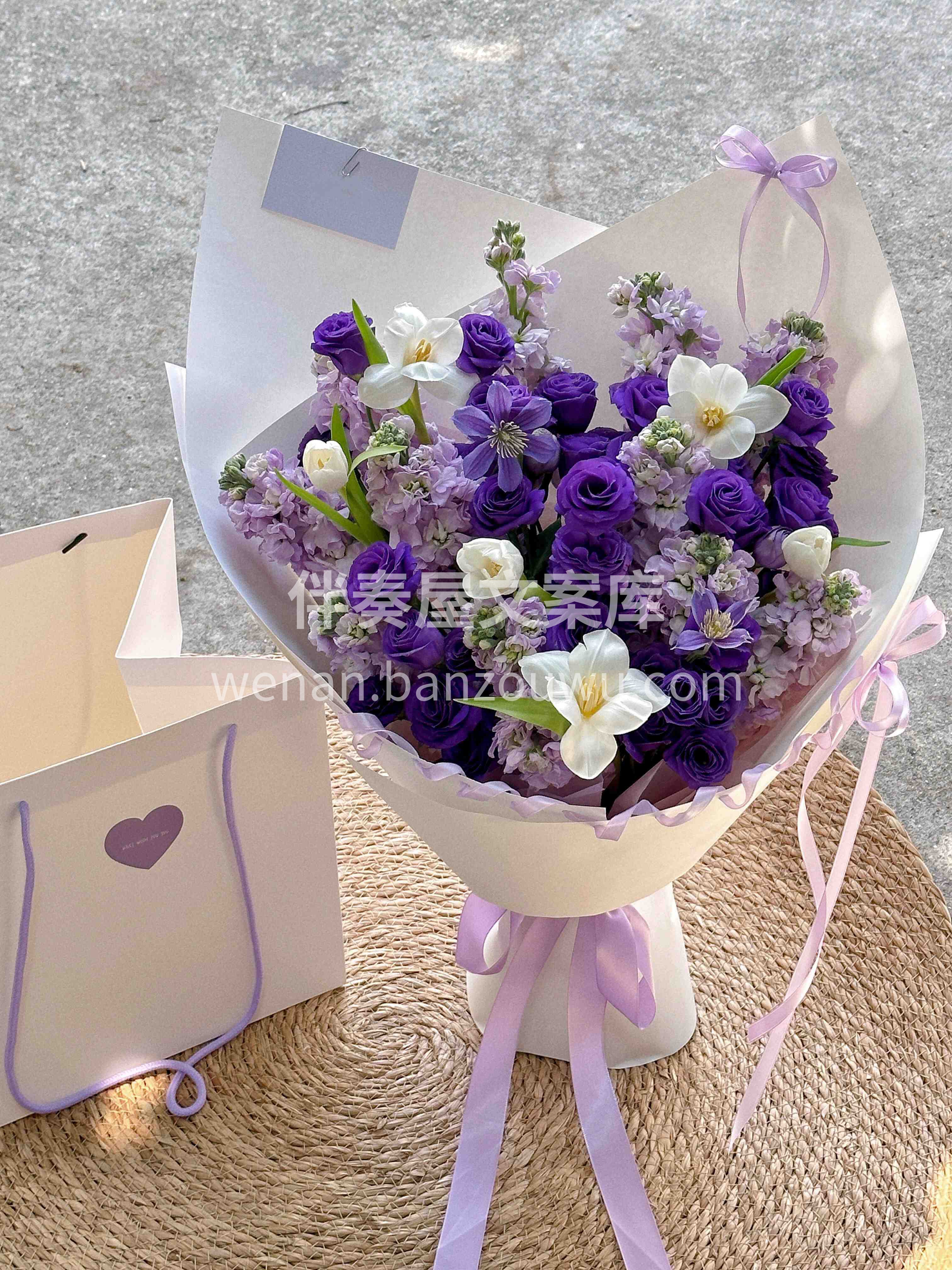 被紫色的浪漫狠狠击中 洋桔梗的深邃💜紫罗 配图1