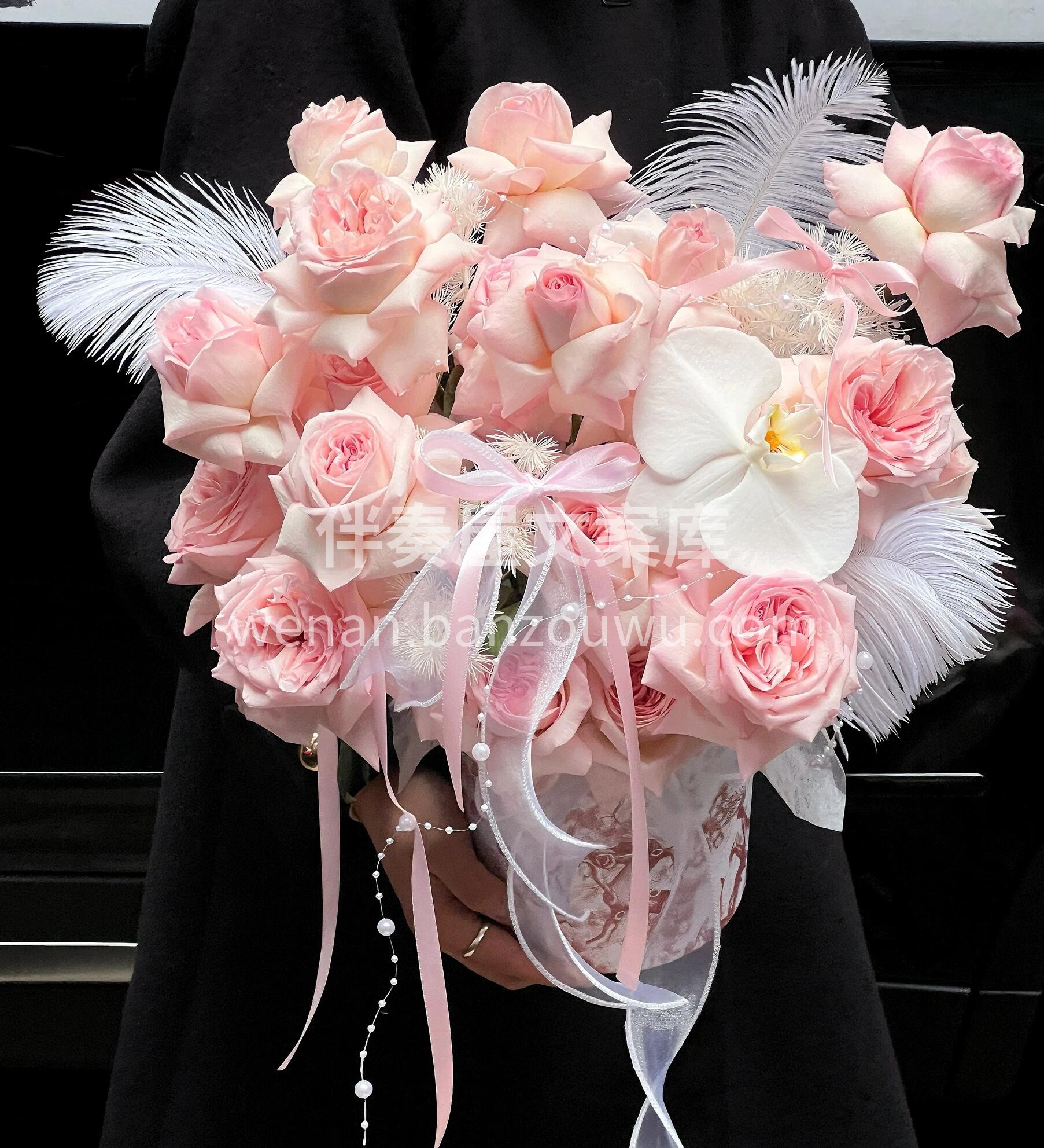 荔枝玫瑰抱抱桶🌸光听名字就心动💗 花如其名般鲜活🎀淡淡荔枝香 配图2