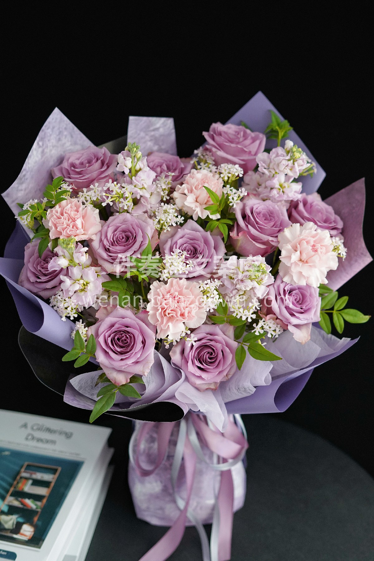 心情低落时✨ 就去买💐束花吧 它会告诉你生活依然美好🌸 配图1