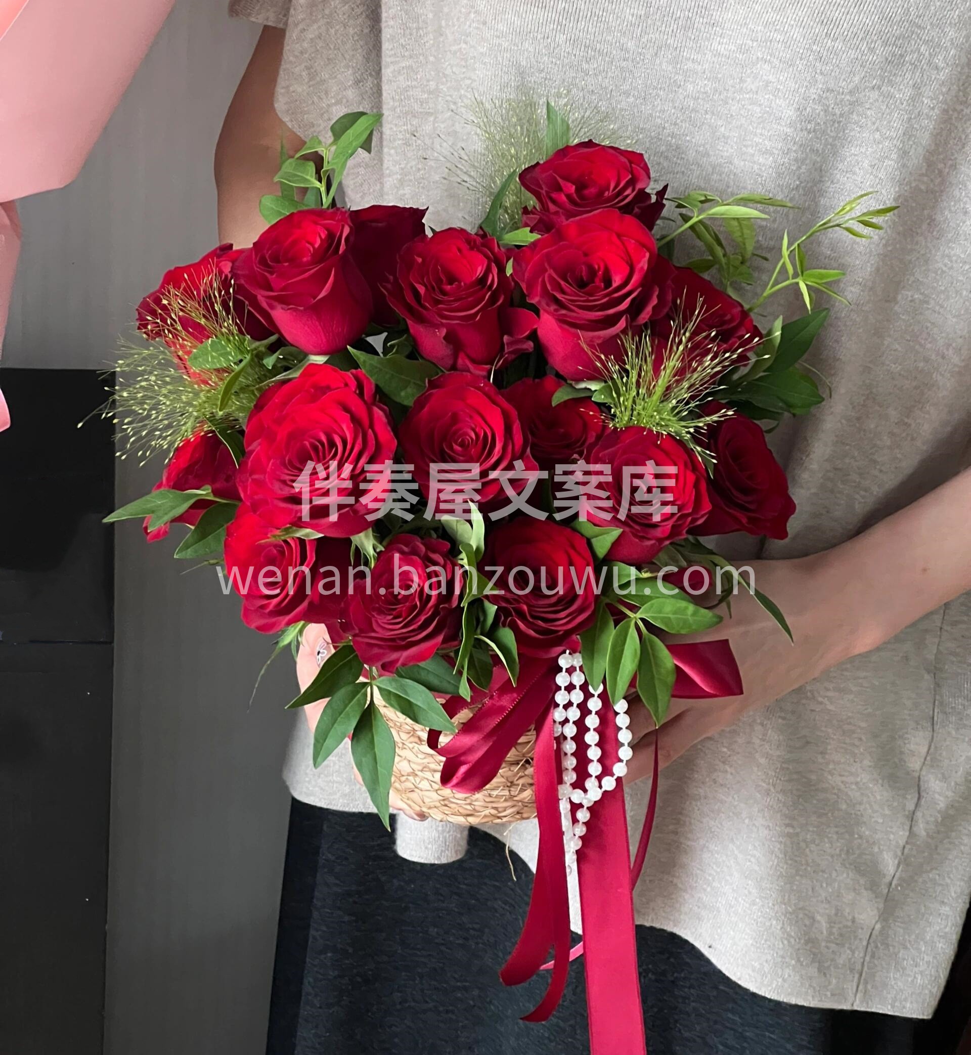 永远炽热的红玫瑰❤️ 超适合表达爱意🌹加入了九星叶🌿 有了不 配图1